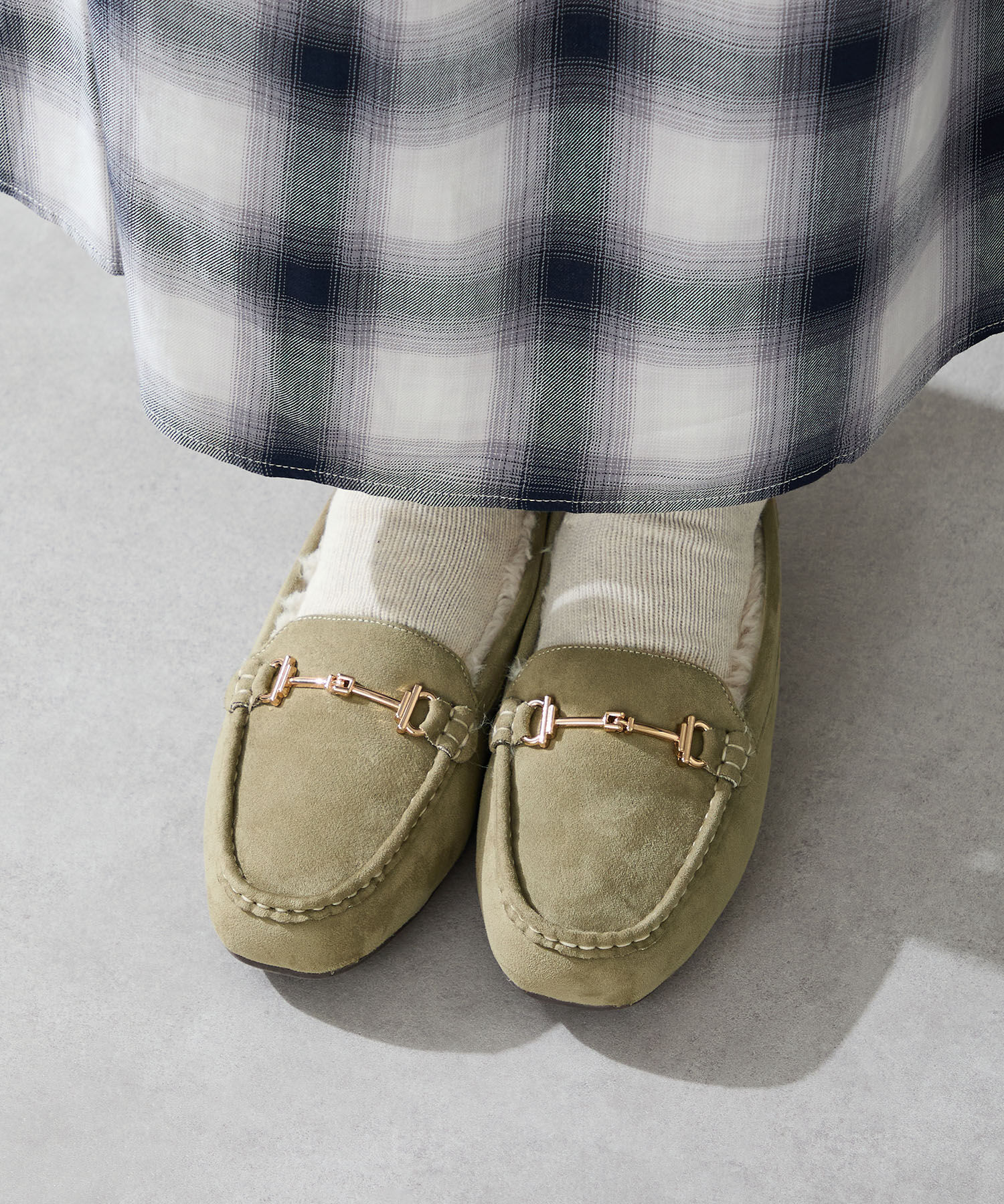 WA Oriental TRaffic「 ビット モチーフ付き ファー モカシン /52318 ムートン 防寒」|モカシン|GREEN