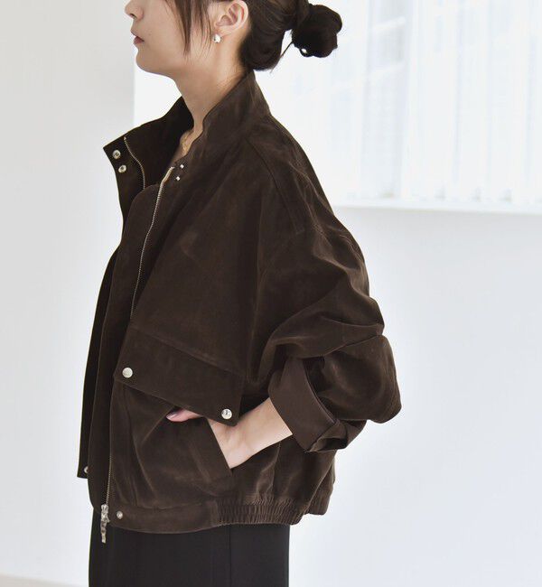 quaranciel「quaranciel〈洗濯機可能〉ポリエステル スエード スタンドカラー ジップ ショート ブルゾン」|ブルゾン・スタジャン|