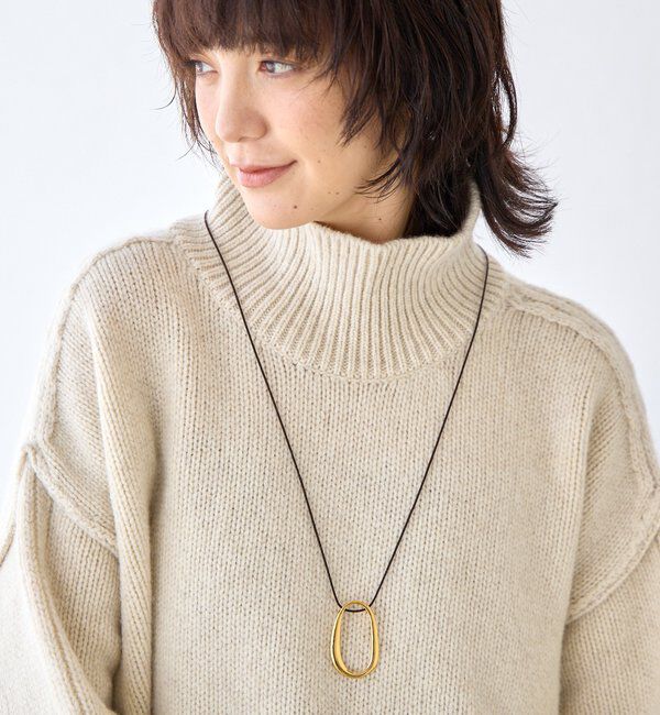  「【シーズンレスで楽しめる】リングモチーフコードネックレス」|ブローチ・コサージュ|