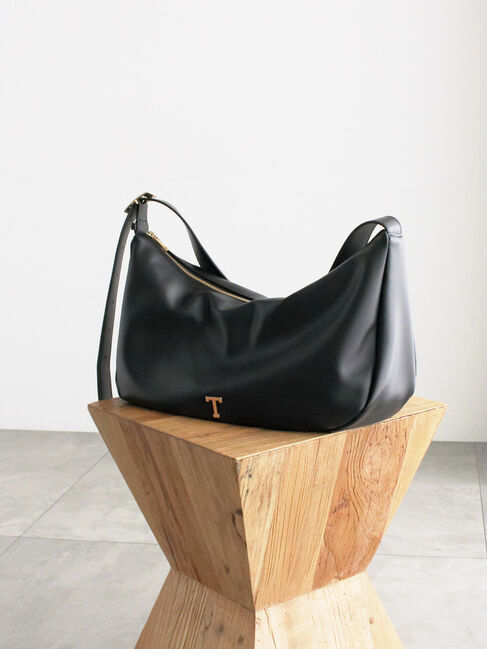 Te chichi「TメタルポイントムーンショルダーBAG」|その他|ブラック