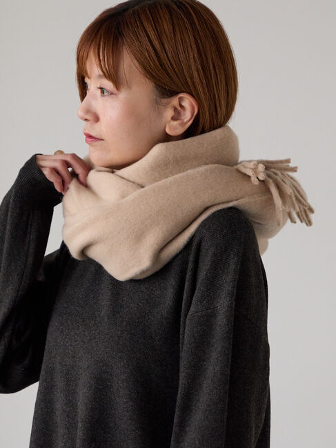 Lugnoncure「ソフトタッチソリッドマフラー」|その他|ベージュ