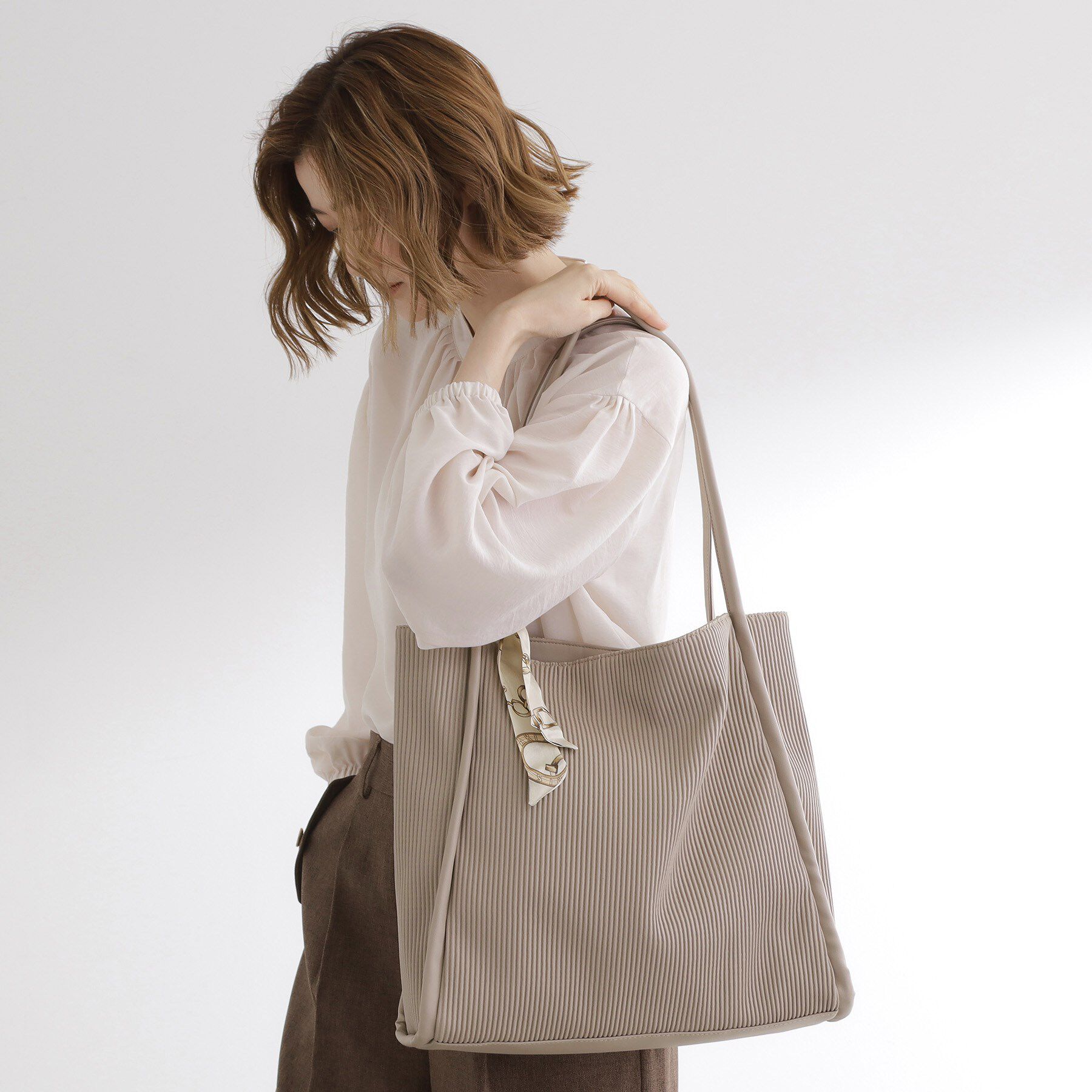 grove「【A4】プリーツスカーフ付トート」|トートバッグ|