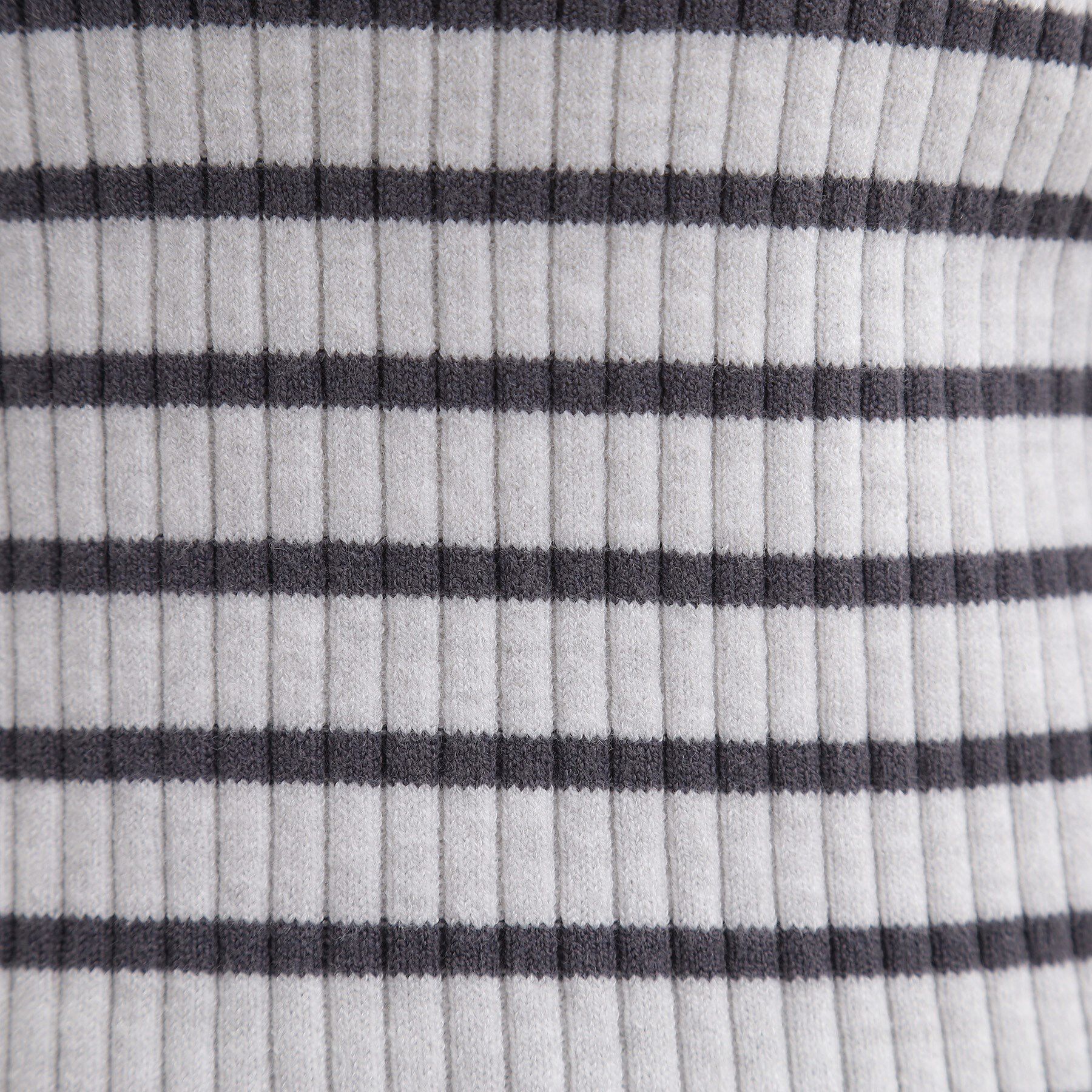 grove「【吸湿発熱／帯電防止】ハイネックリブプルオーバー」|ニット・セーター|