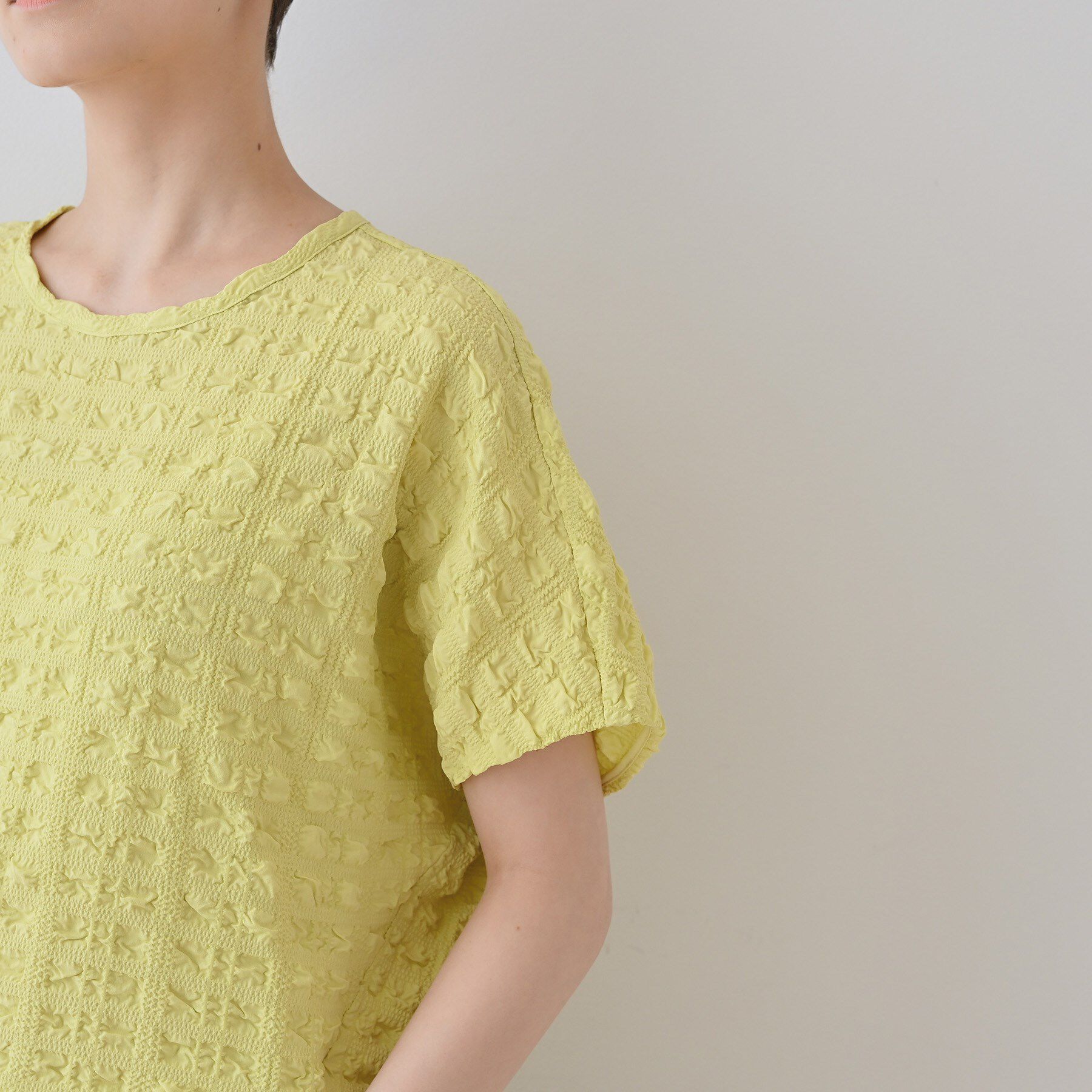 INDIVI「【洗える／凹凸素材／UVケア】コンパクトトップス」|Tシャツ・カットソー|