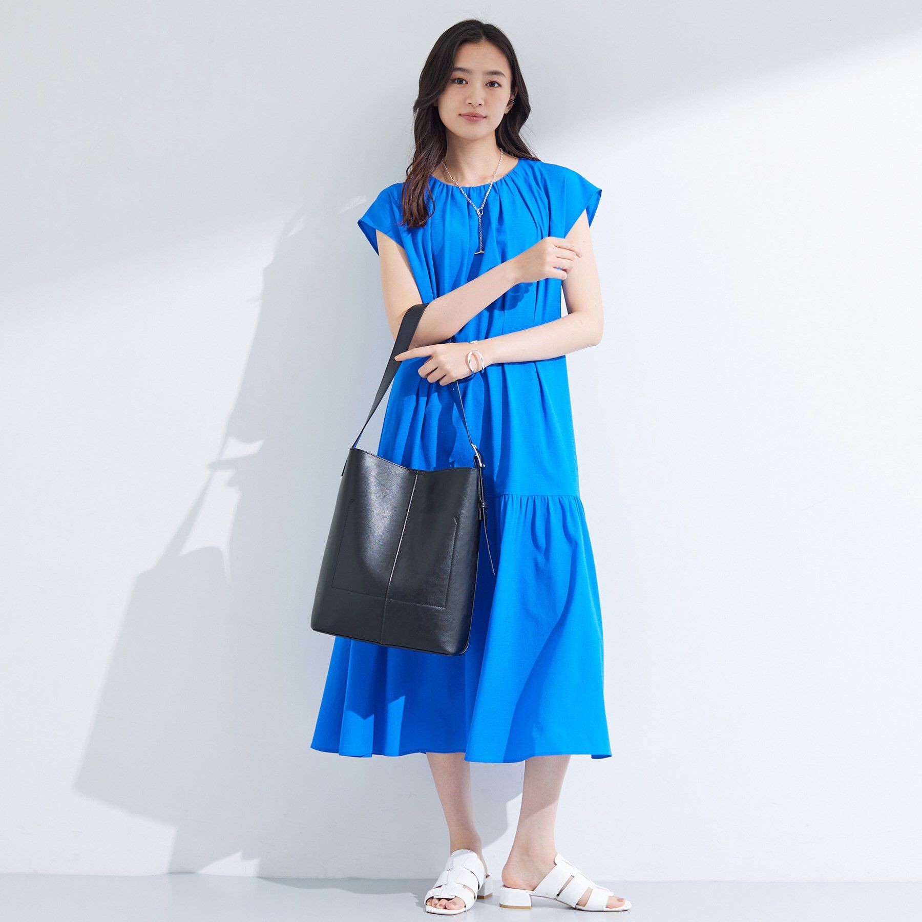 INDIVI「【A4サイズ対応】ワンショルダートートバッグ」|トートバッグ|ブラック(519)