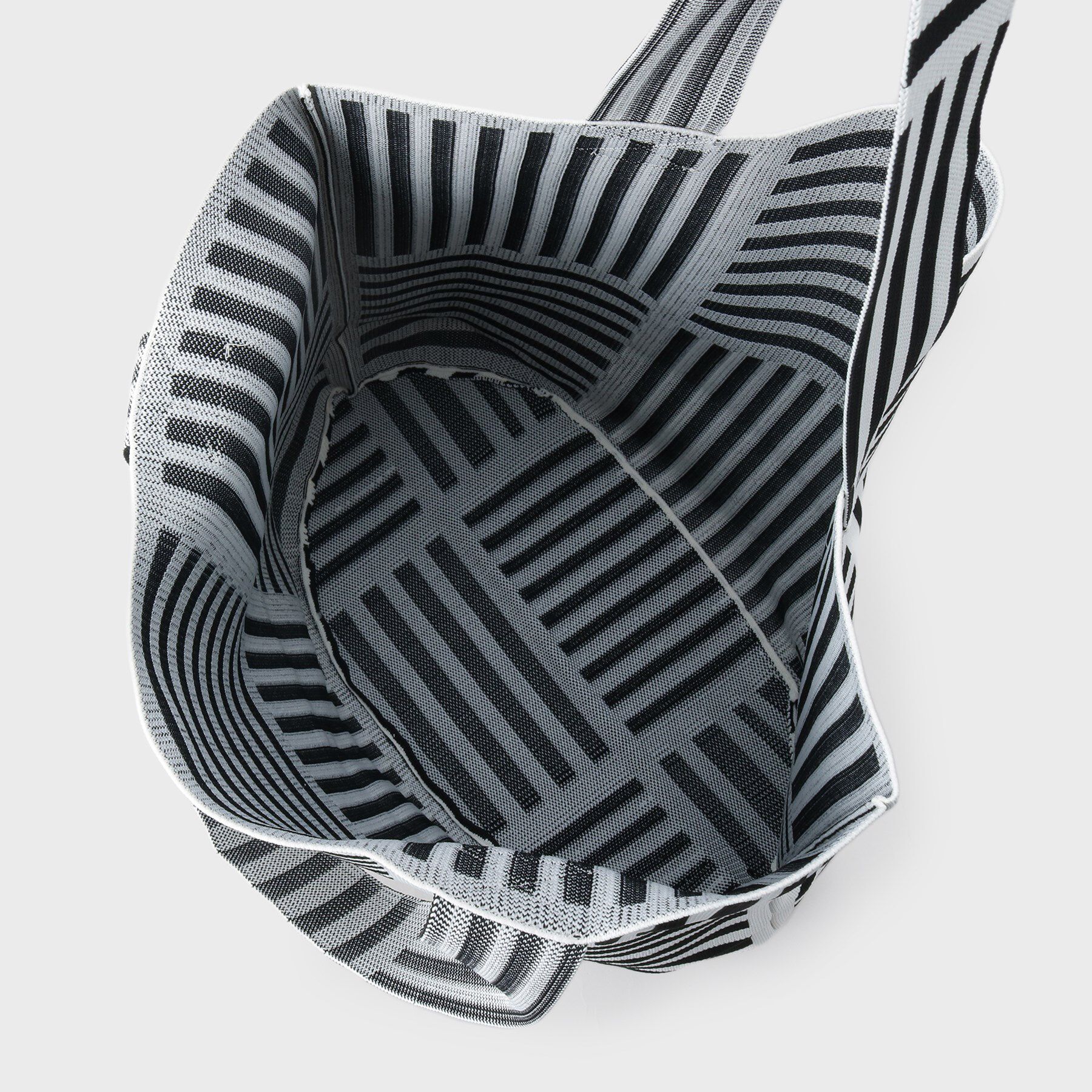 INDIVI「【選べる柄／WEB限定カラー】ビッグニットバッグ」|トートバッグ|