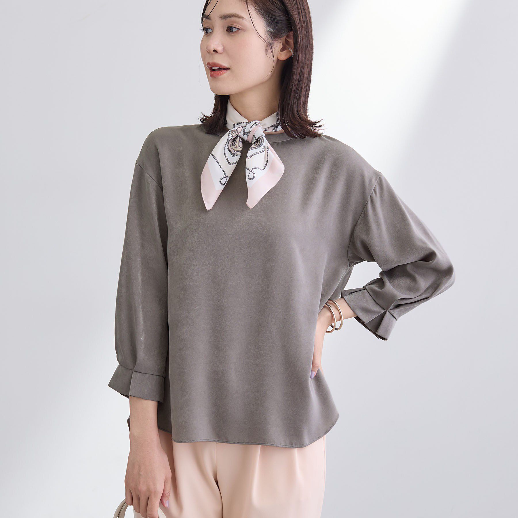 INDIVI「【セットアップ可能】スエード調サテンブラウス」|シャツ・ブラウス|