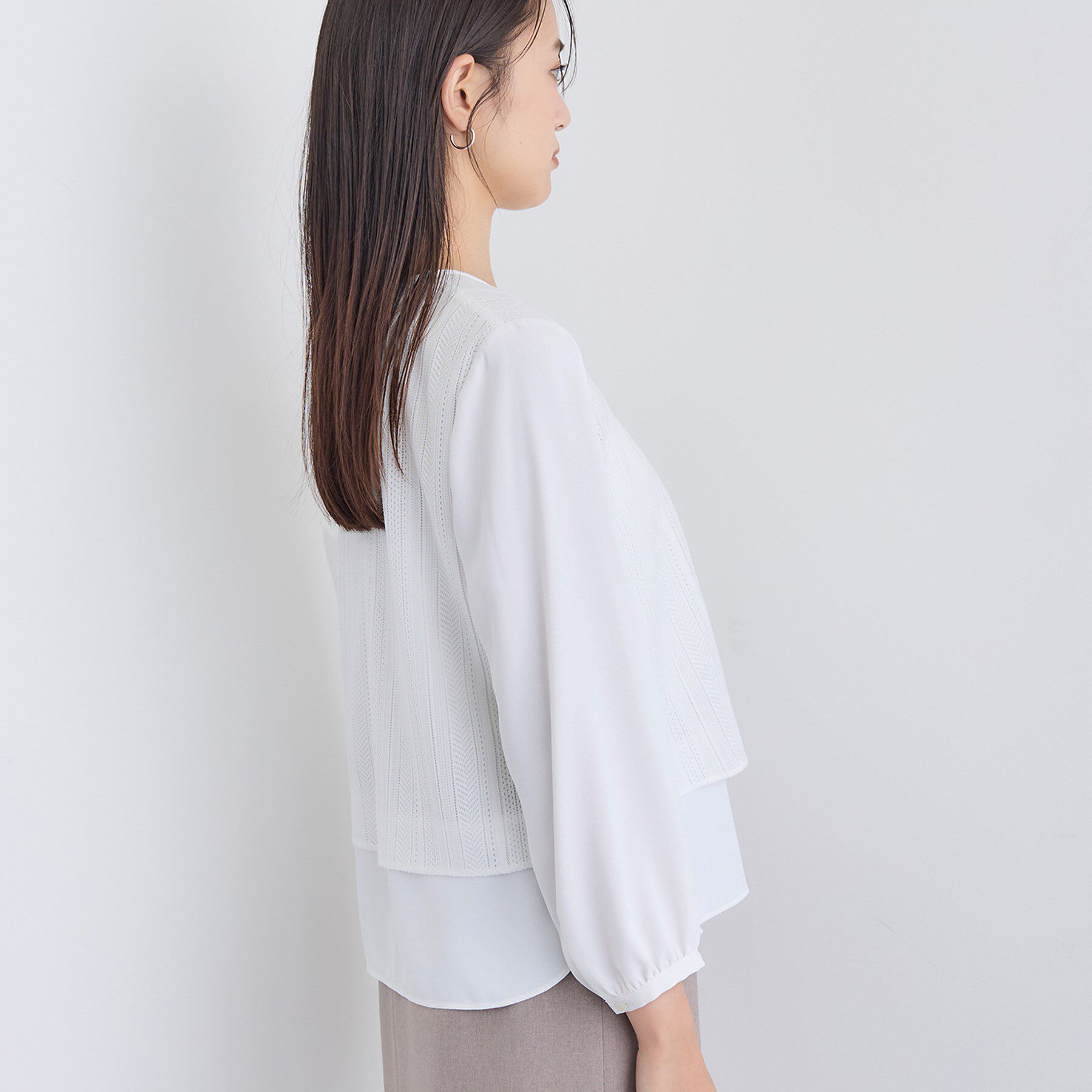 INDIVI「【オフィス／きれいめ】2WAYレース切り替えブラウス」|シャツ・ブラウス|