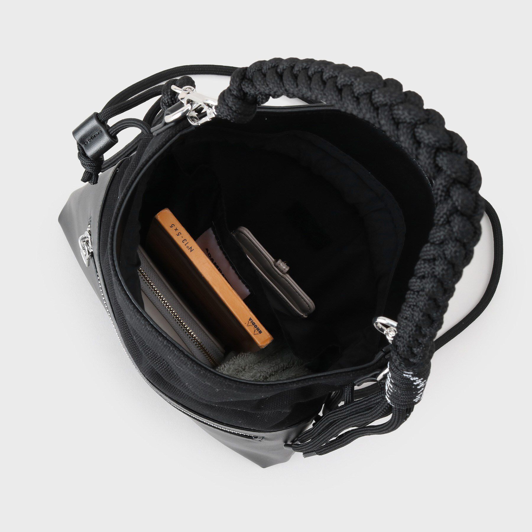 tk.TAKEO KIKUCHI「ADAMPATEK 別注 アソート巾着ショルダーバッグ」|ショルダー・メッセンジャー|