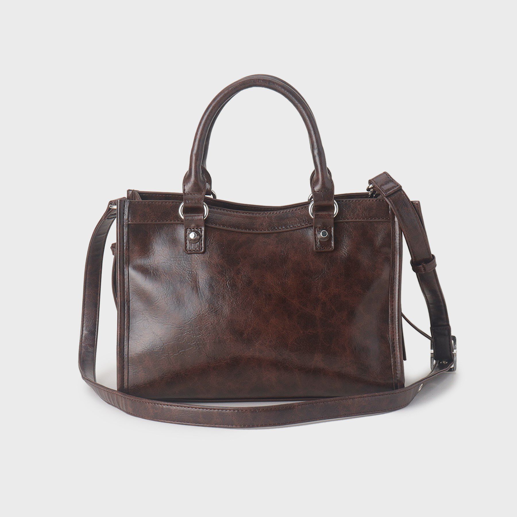 tk.TAKEO KIKUCHI「【FANCYシリーズ】スタッズスクエアボストンバッグ」|ショルダー・メッセンジャー|