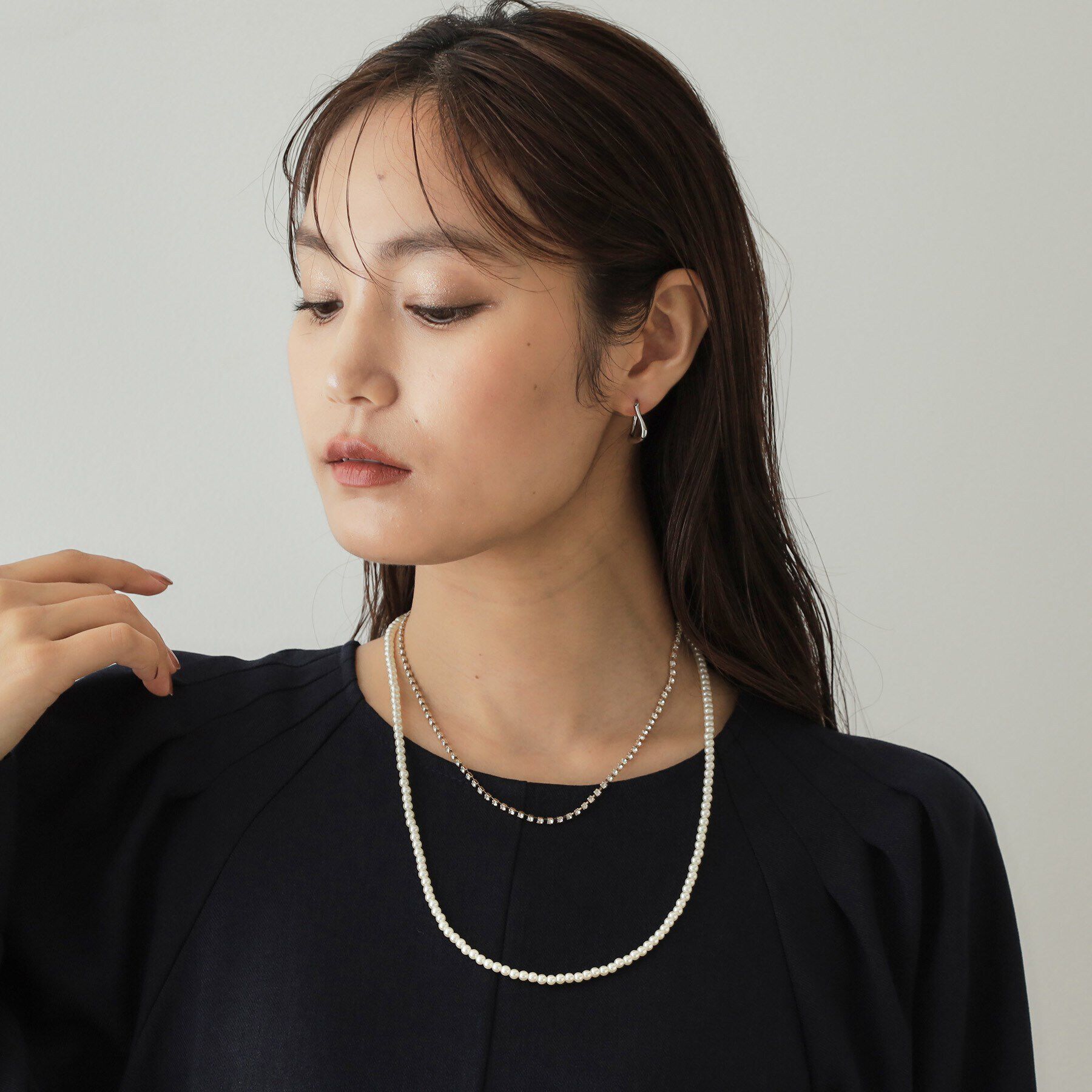 OPAQUE.CLIP「フェイクパール&times;ビジュー2連ネックレス」|ネックレス|