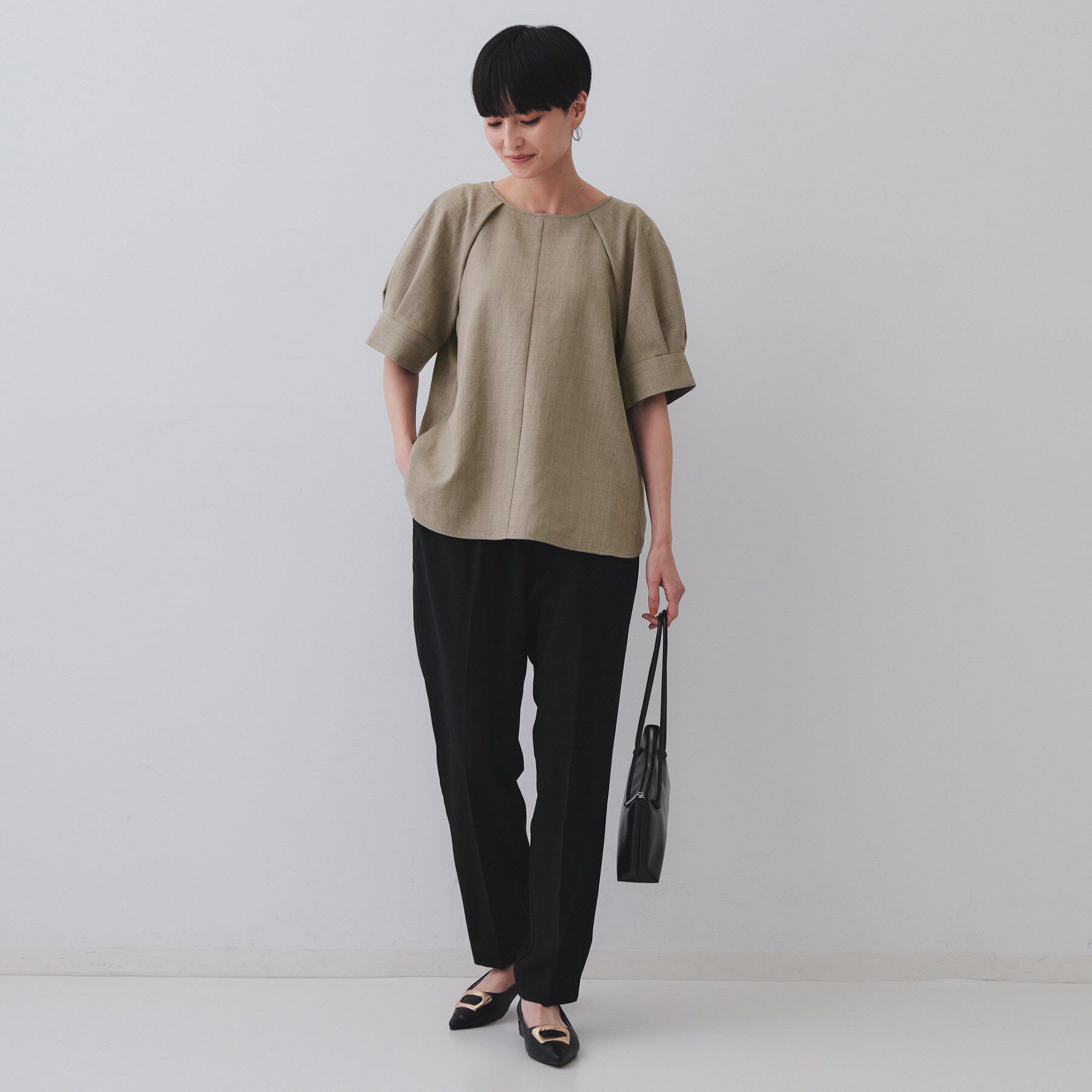 OPAQUE.CLIP「タックボリュームスリーブブラウス【洗濯機洗い可】」|シャツ・ブラウス|