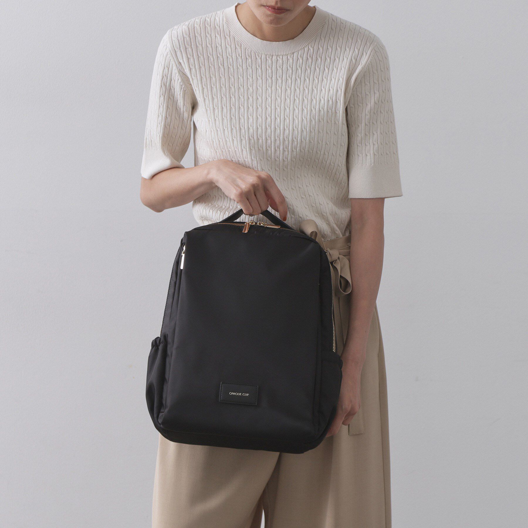 OPAQUE.CLIP「【マルチポケット/PC収納可能】ナイロンスクエアリュックサック」|リュック|