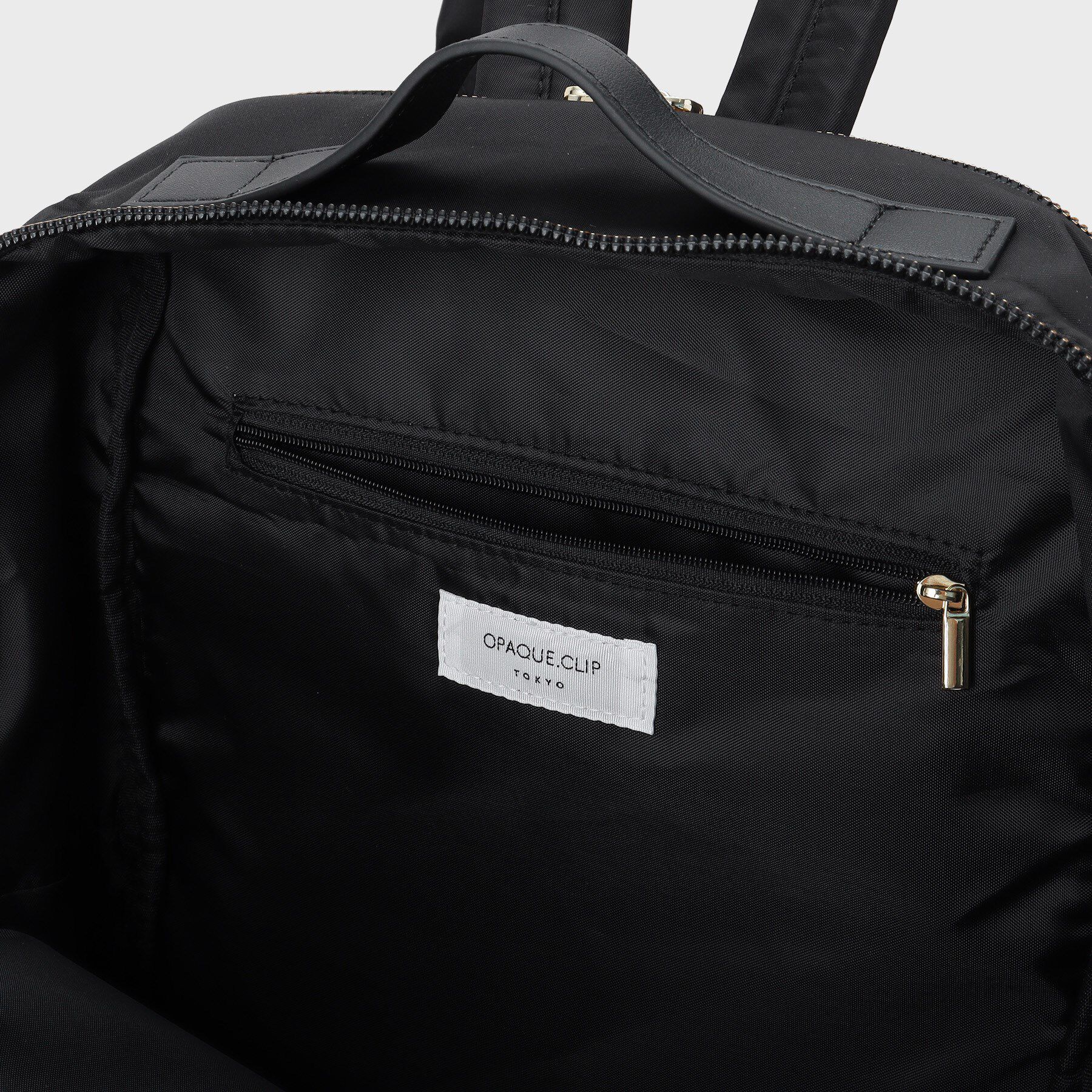 OPAQUE.CLIP「【マルチポケット/PC収納可能】ナイロンスクエアリュックサック」|リュック|