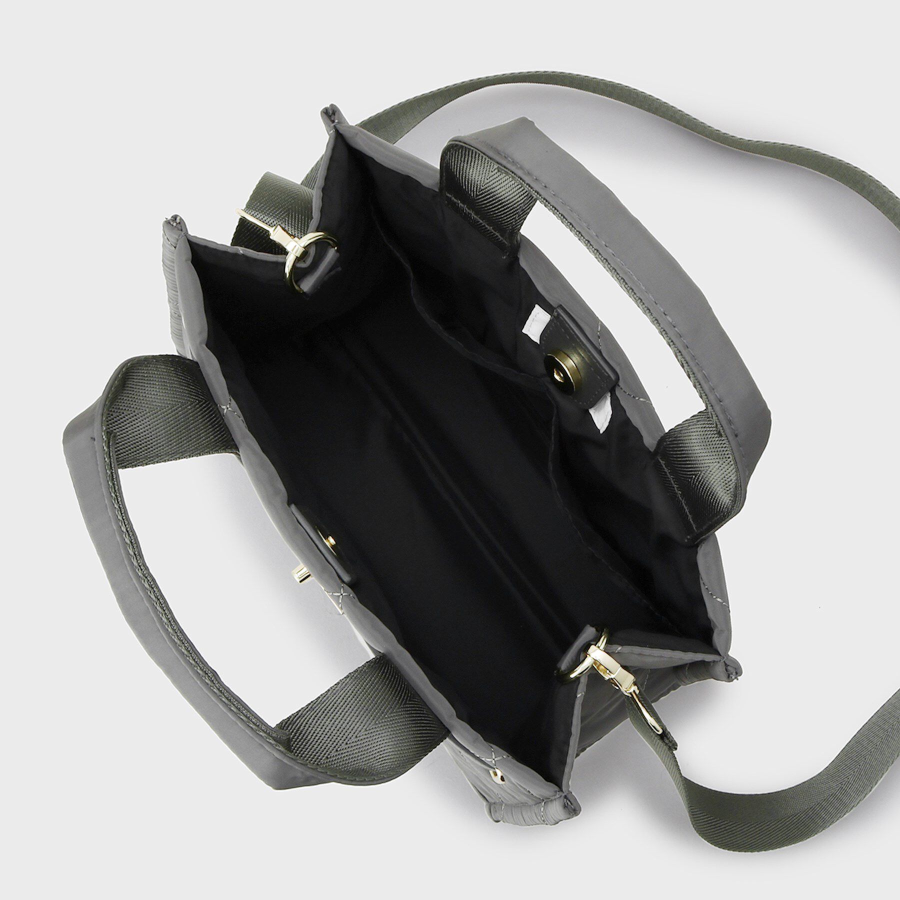 OPAQUE.CLIP「【2WAY】ダイヤキルティングスクエアミドルショルダーバッグ」|ショルダー・メッセンジャー|