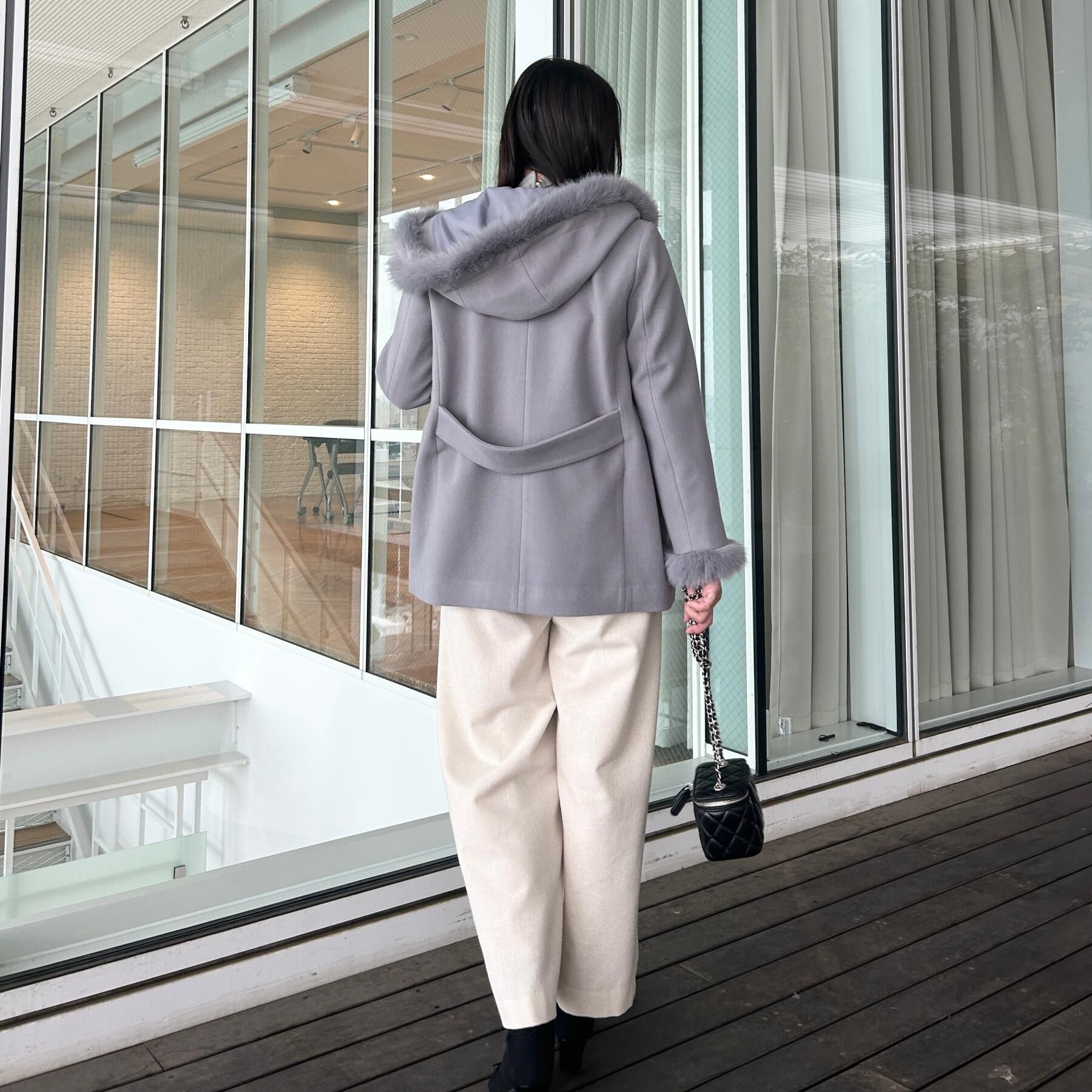 Couture broach「【大人可愛い・フード取り外し可能】フードフェイクファー ハーフ丈コート」|その他|