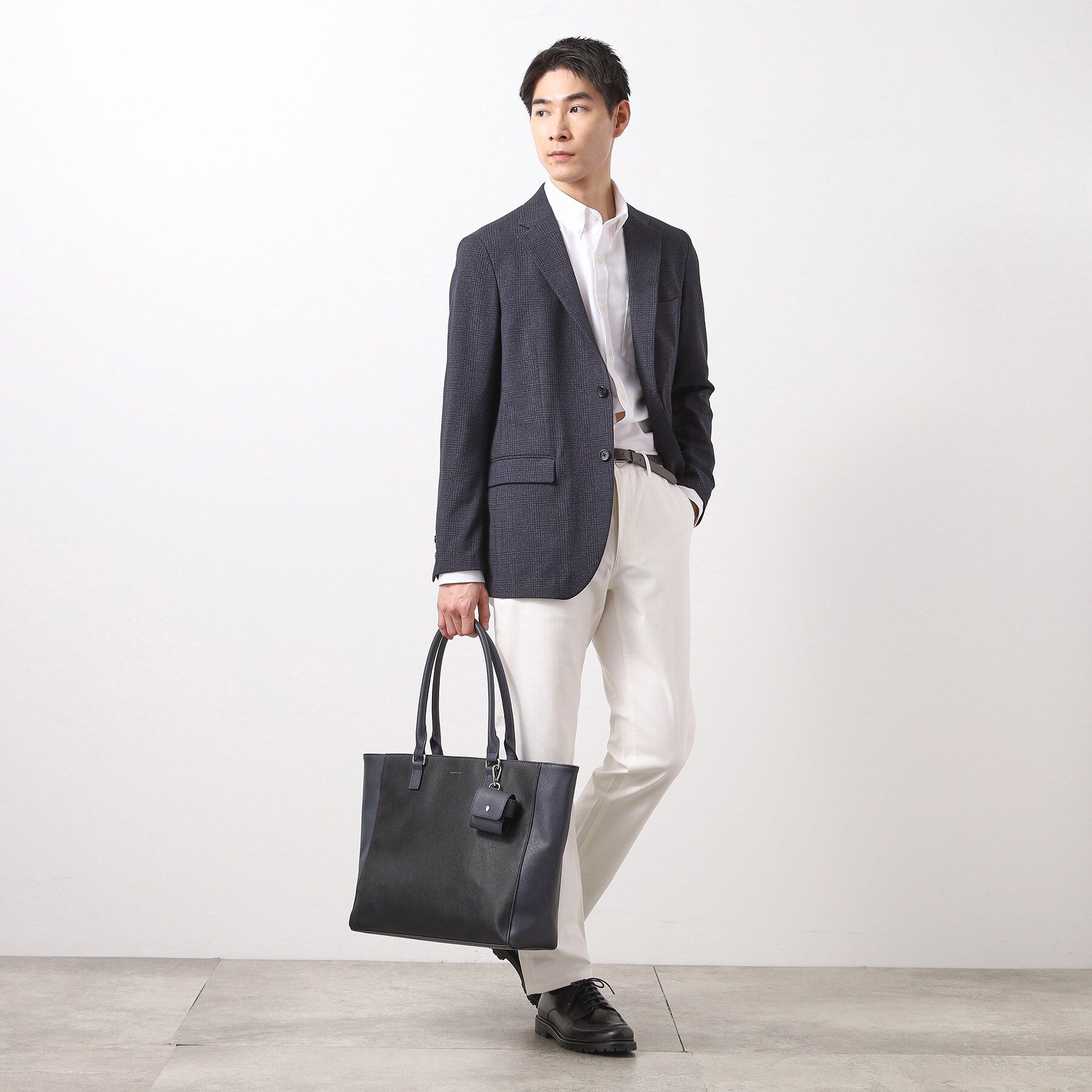 THE SHOP TK「【A4サイズ／ビジネスでも使える】合皮トートバッグ イヤホンケース付き」|トートバッグ|