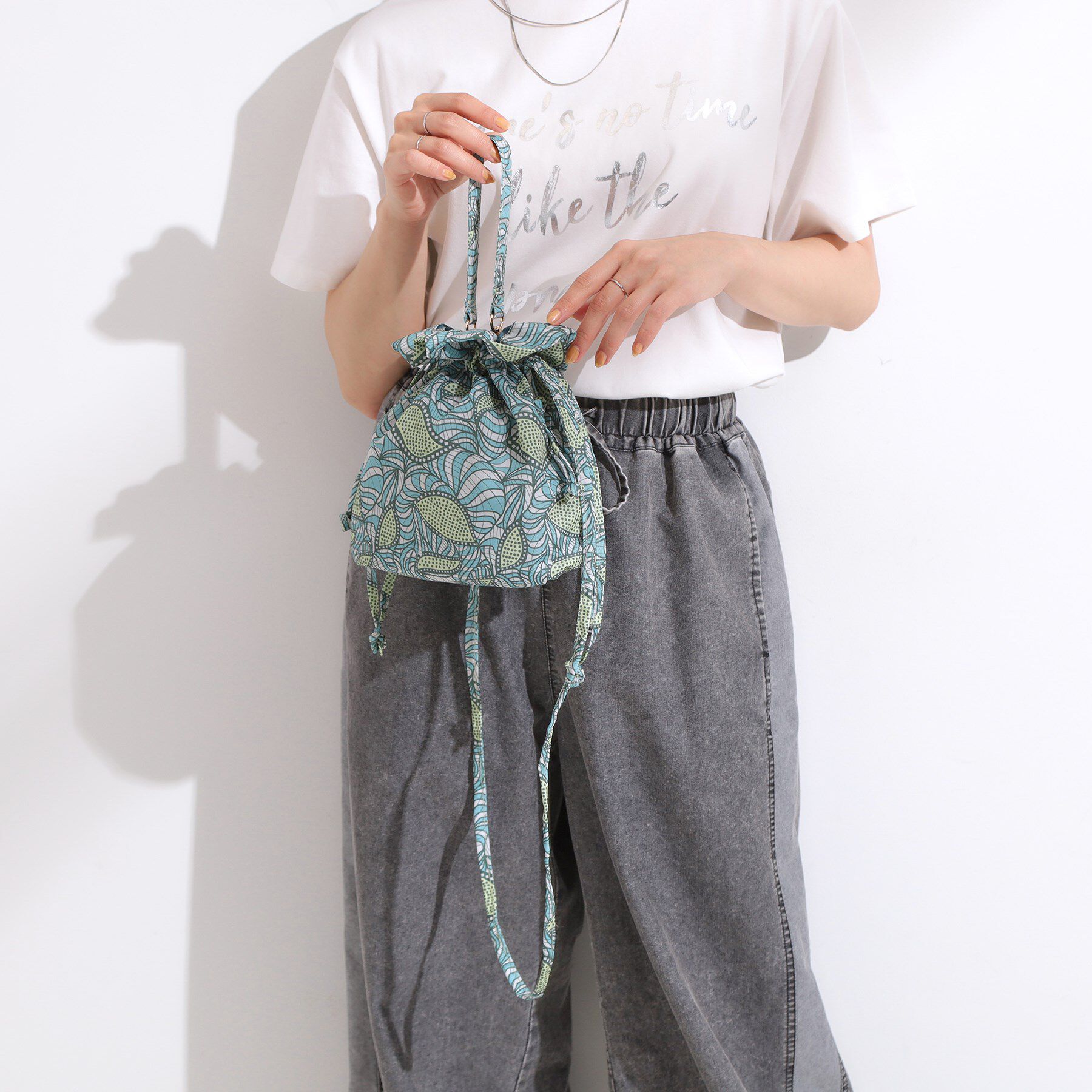 SHOO･LA･RUE「ころんとしたフォルムが魅力 ラタプリント 巾着ショルダーバッグ」|ショルダー・メッセンジャー|