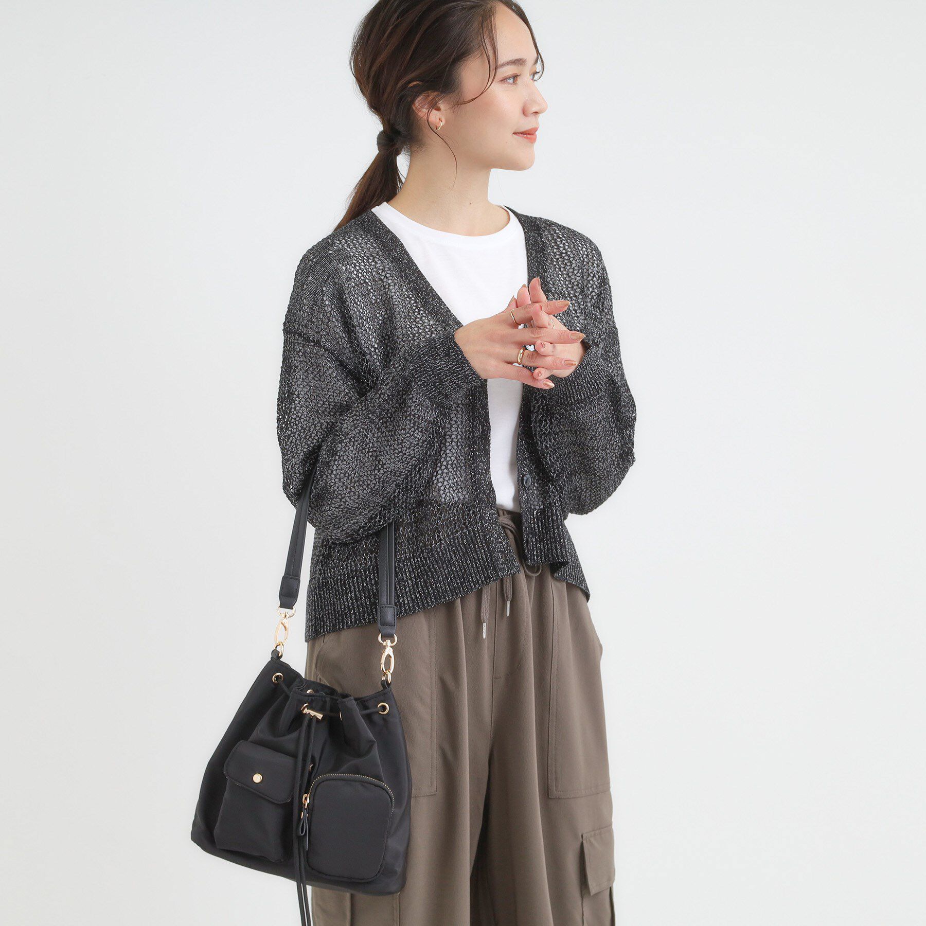 SHOO･LA･RUE「【撥水】2WAY巾着ショルダーバッグ」|ショルダー・メッセンジャー|ブラック(019)