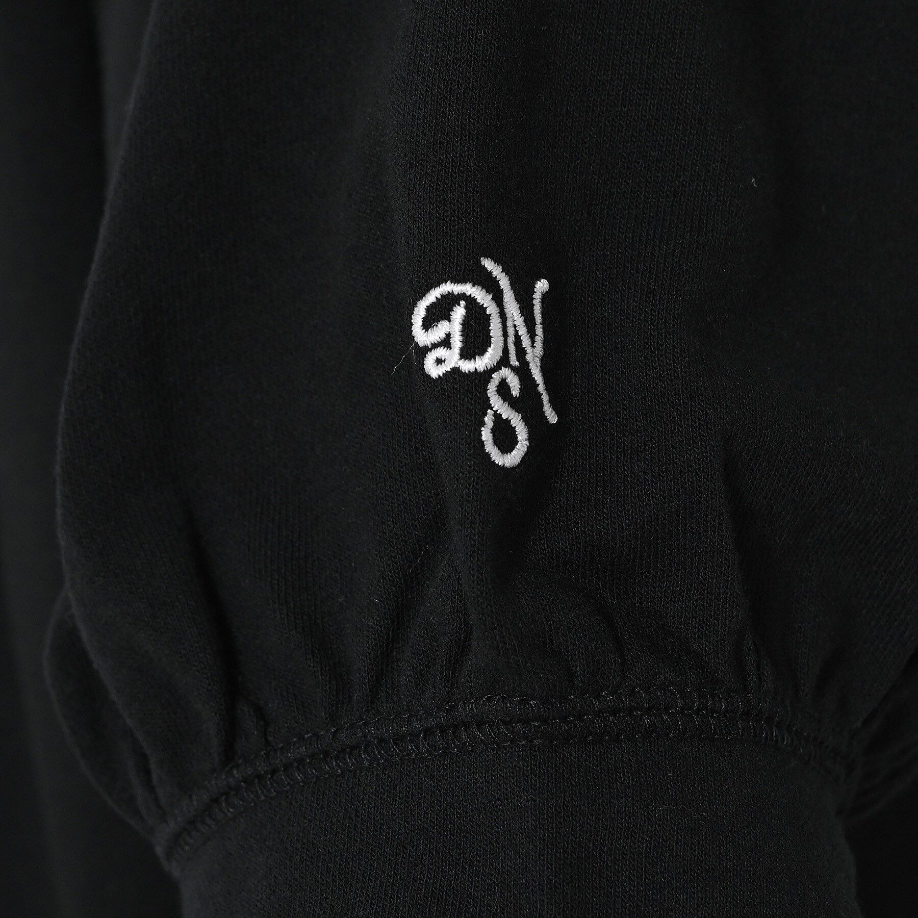 Dessin「【360度可愛い/前後2WAY/洗える】ライトコットンヘンリーカットソー」|Tシャツ・カットソー|