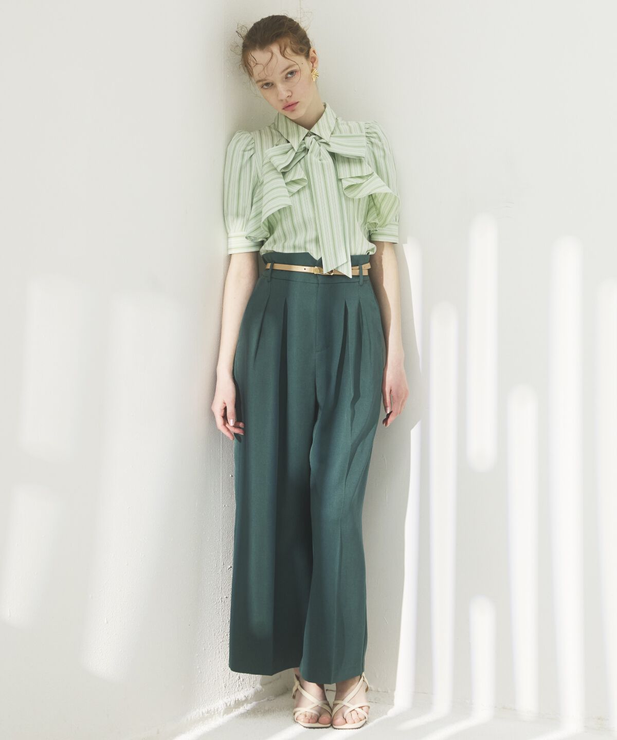 アンドクチュール「タックワイドパンツ」|その他|