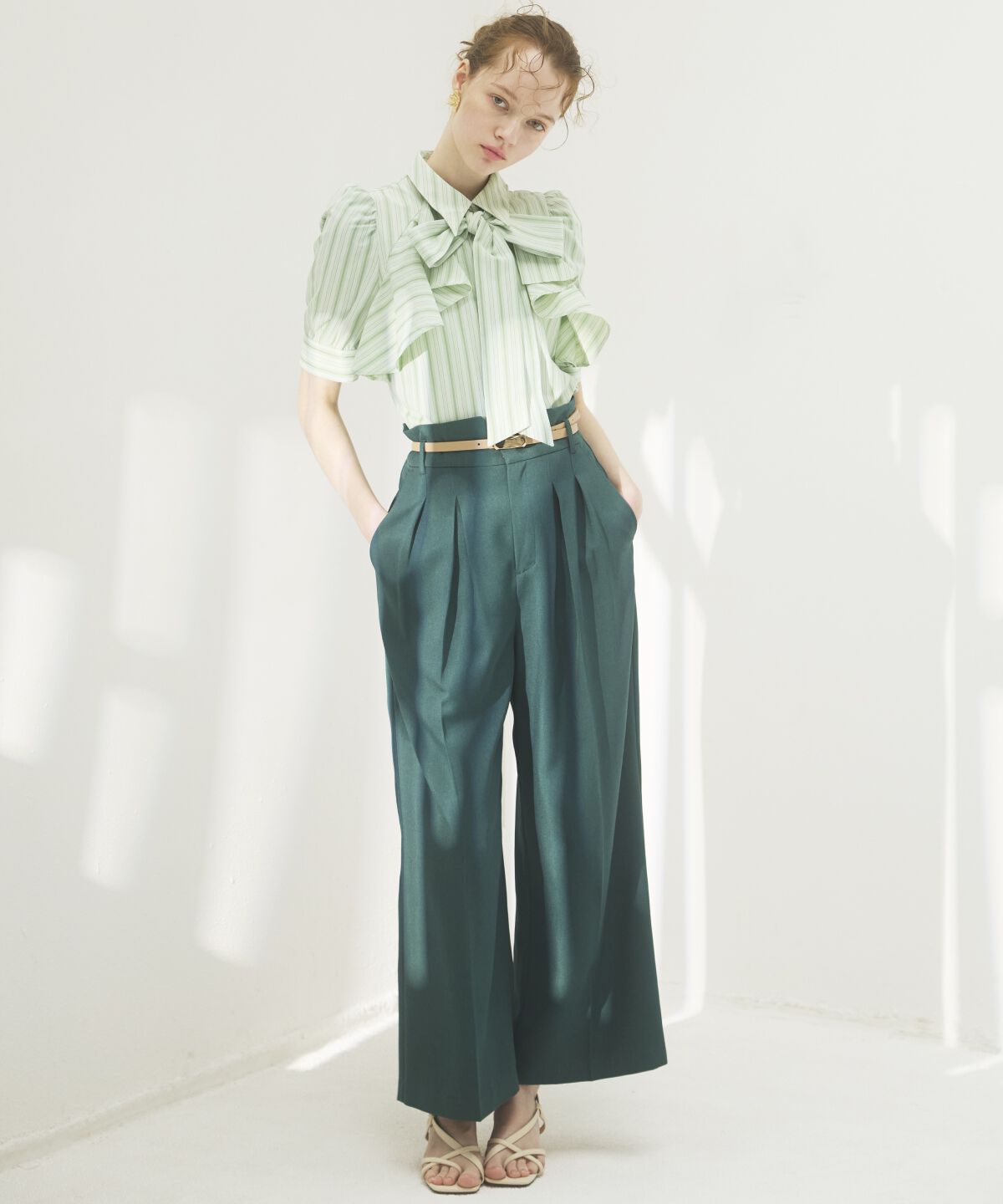 アンドクチュール「タックワイドパンツ」|その他|