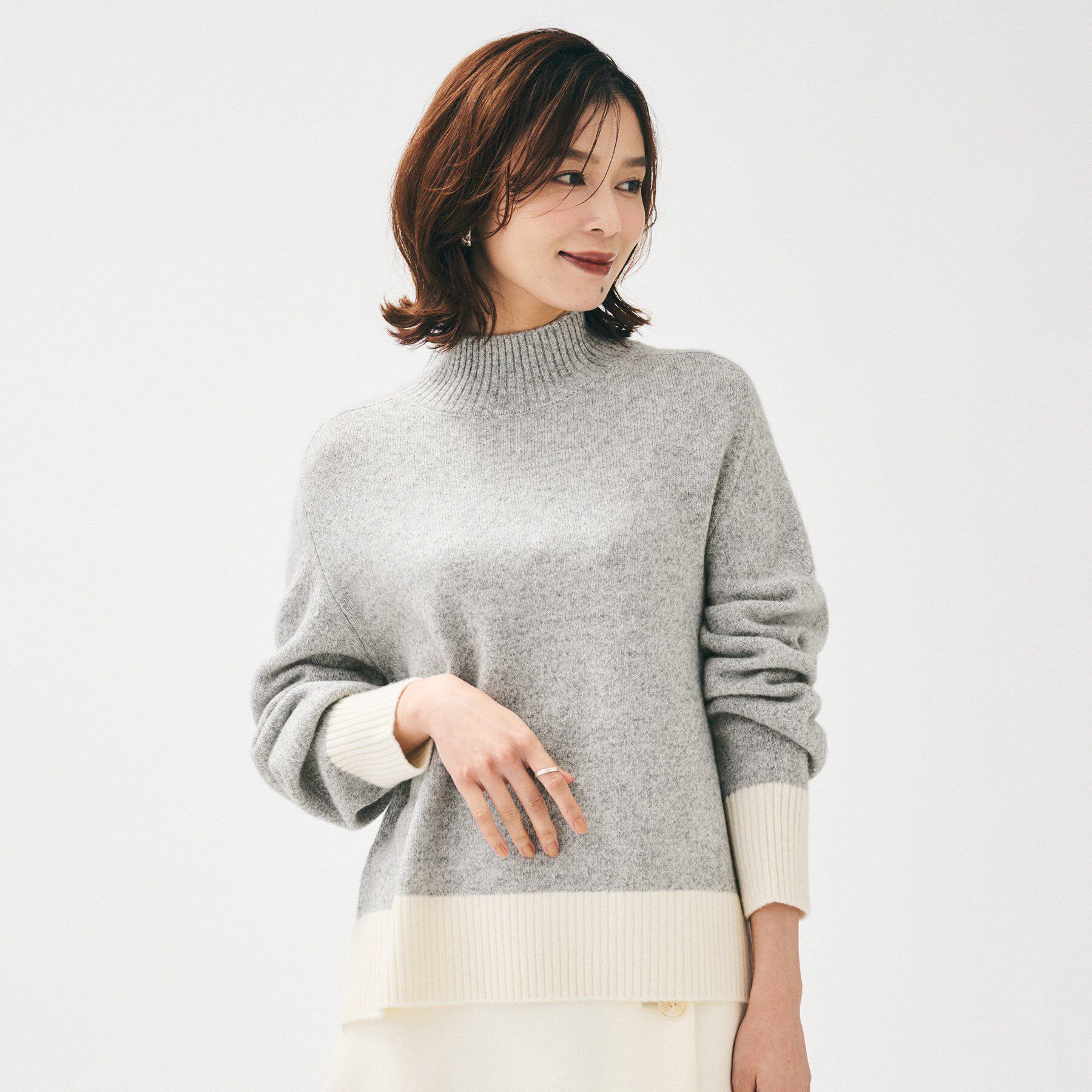 UNTITLED「【8色展開/洗える】ウールカシミヤ ハイネックニット」|ニット・セーター|グレー(412)