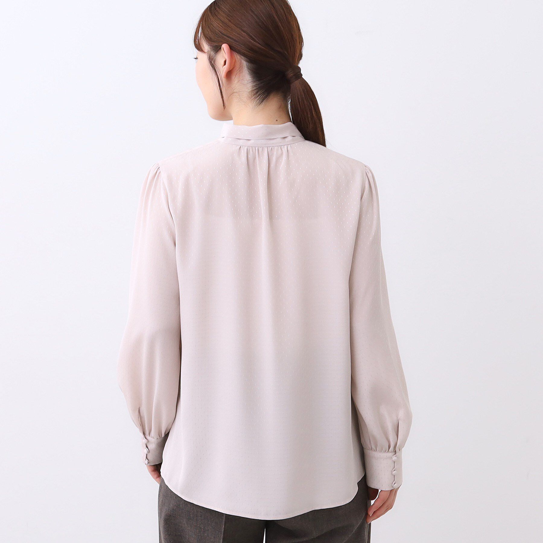 Reflect「【きちんと見え／通勤／セレモニーにおすすめ◎】ドット柄ボウタイブラウス」|シャツ・ブラウス|