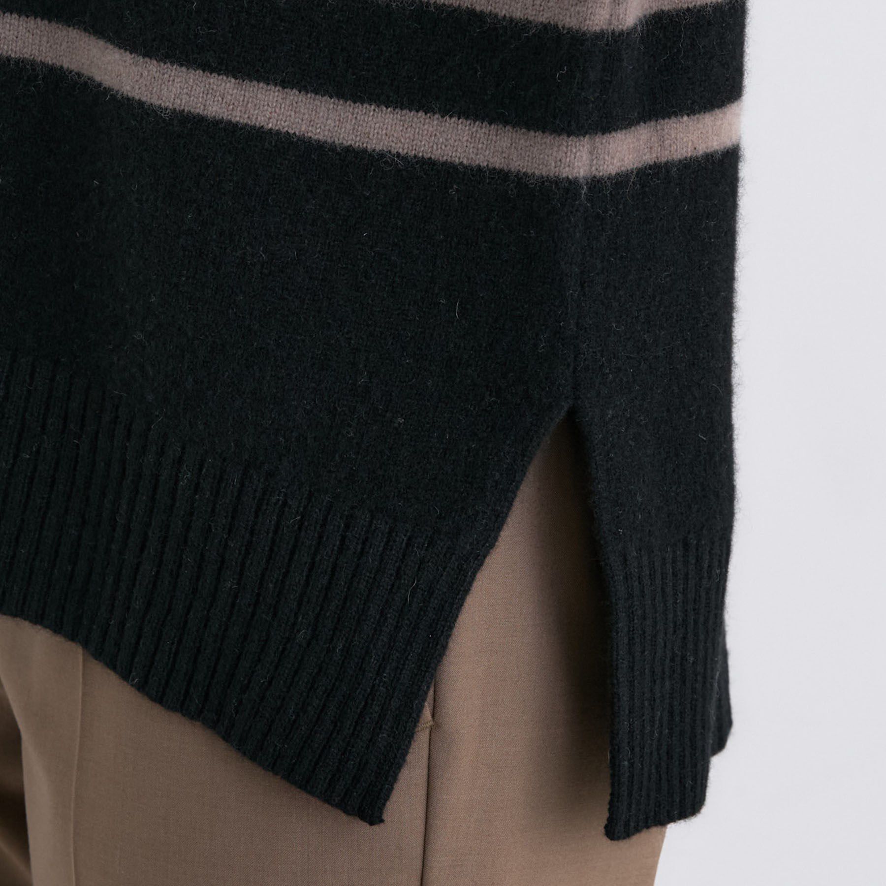 INDIVI「【冬ニット人気NO．1！／カシミヤ混】ミドルゲージハイネックニット」|ニット・セーター|