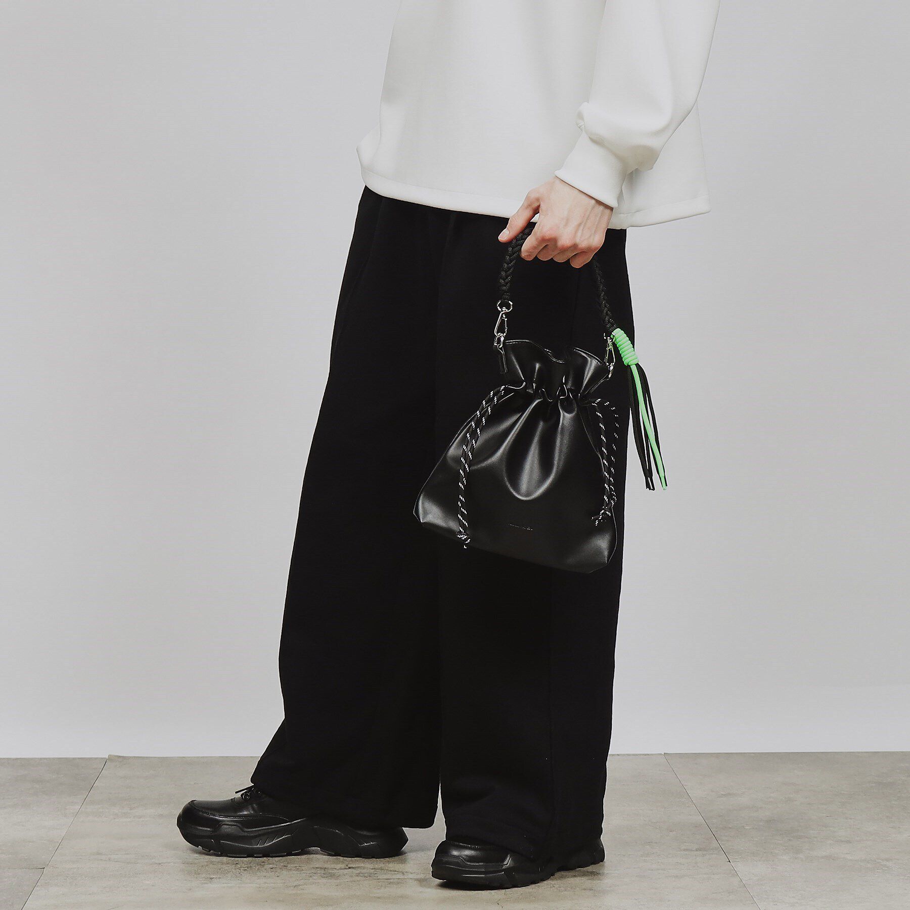 tk.TAKEO KIKUCHI「ADAMPATEK 別注 アソート巾着ショルダーバッグ」|ショルダー・メッセンジャー|