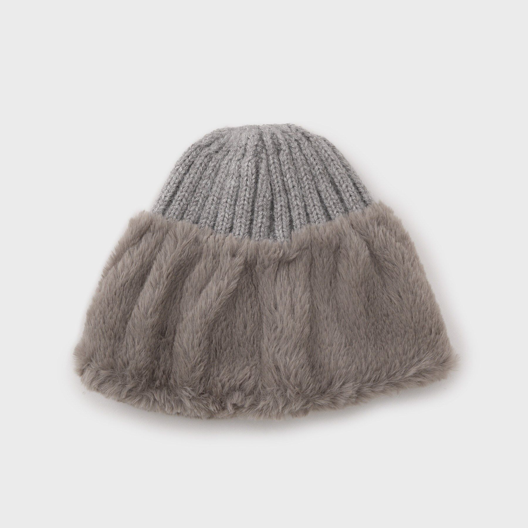 OPAQUE.CLIP「フェイクファー付きニットワッチ」|ニット帽|