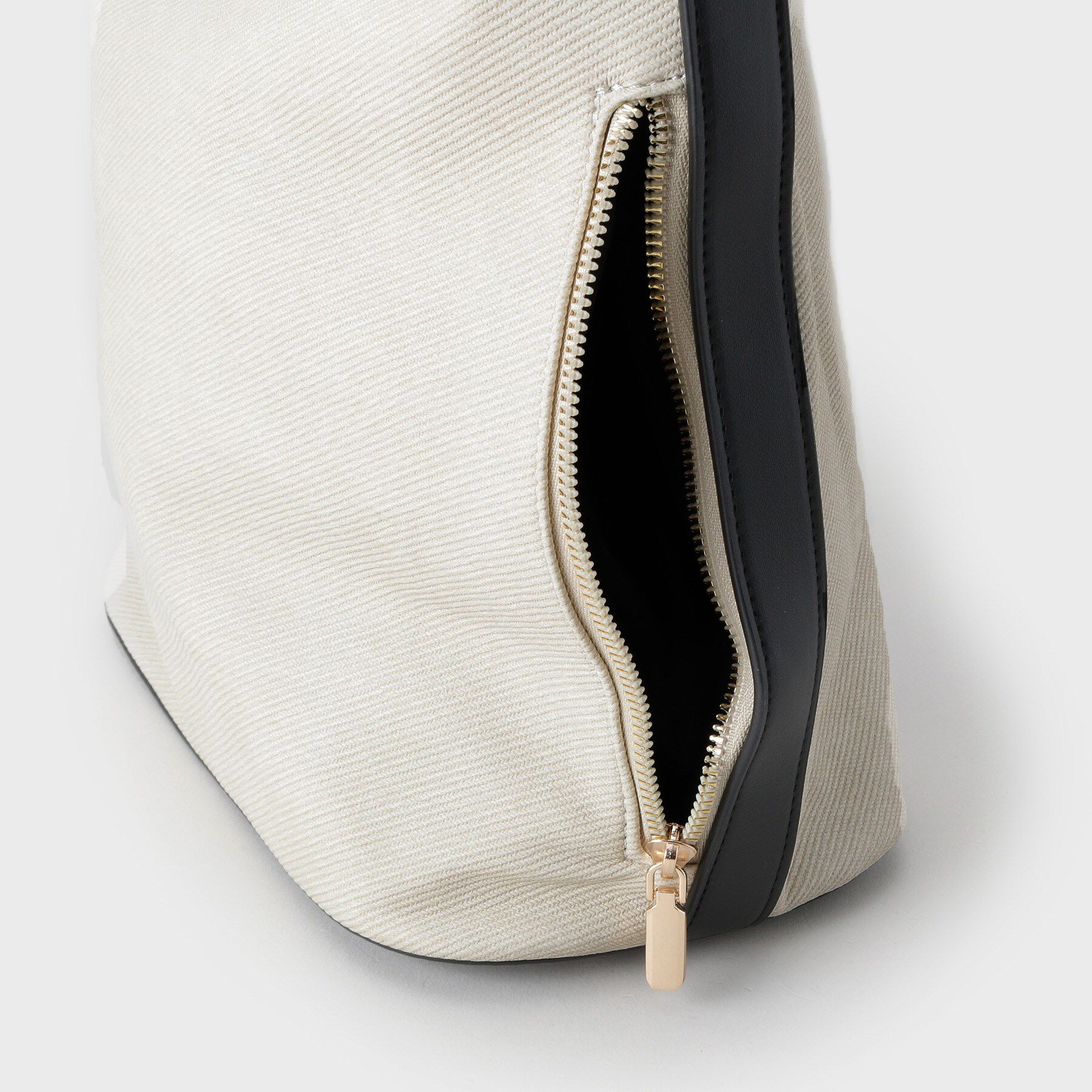 OPAQUE.CLIP「キャンバス調合皮ワンハンドルショルダーバッグ」|ショルダー・メッセンジャー|