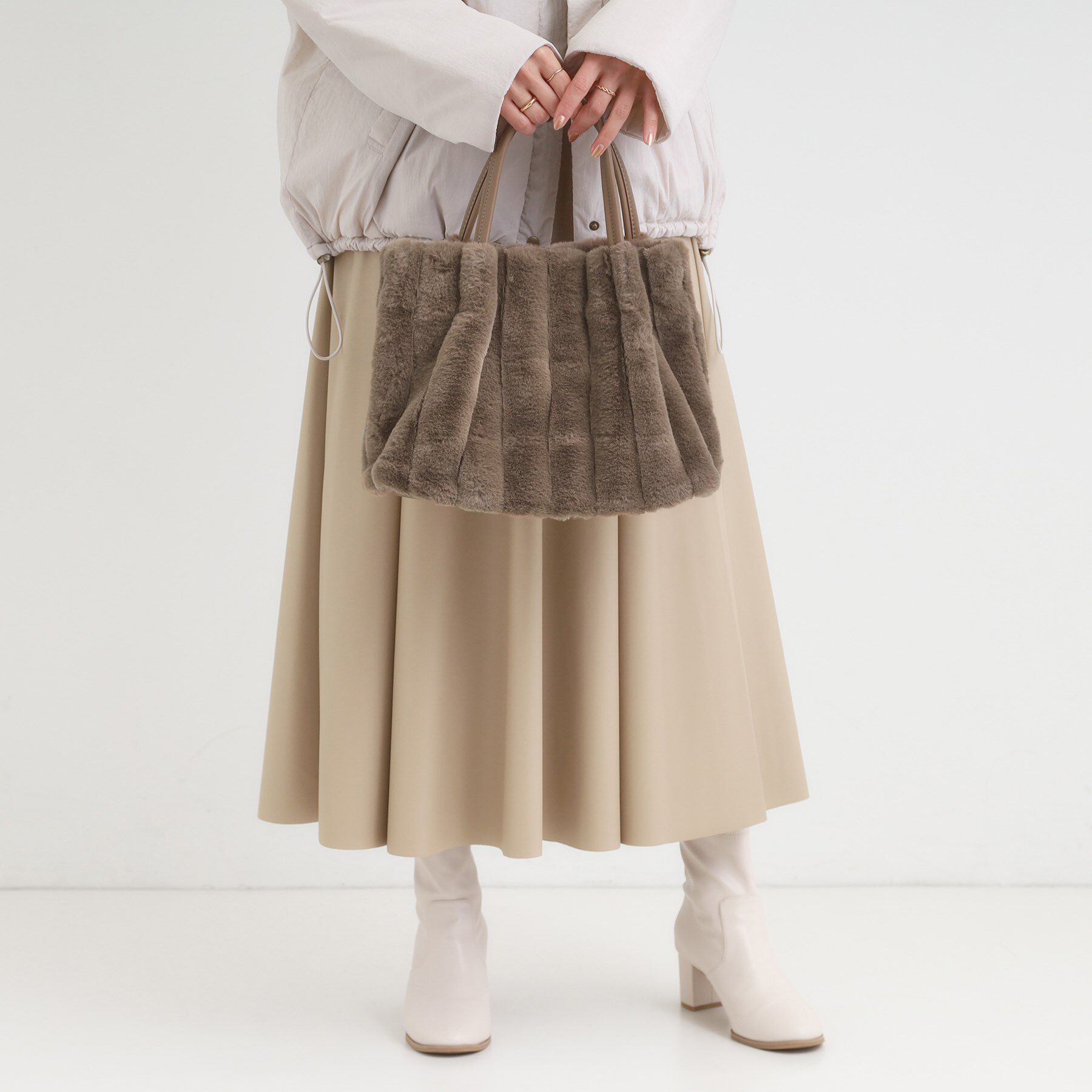 SHOO･LA･RUE「【高レビュー/2WAY】きれい見えで上品な ストライプファートートバッグ」|トートバッグ|モカブラウン(042