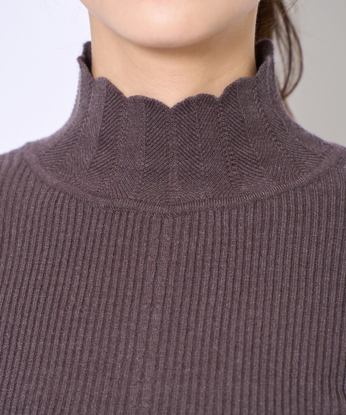 アンドクチュール「スカラハイネックニットプルオーバー」|ニット・セーター|