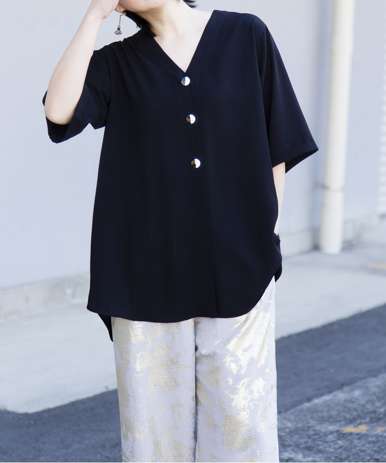  「【WEB限定アイテム】ﾊﾞｯｸﾀｯｸﾌﾞﾗｳｽ」|シャツ・ブラウス|