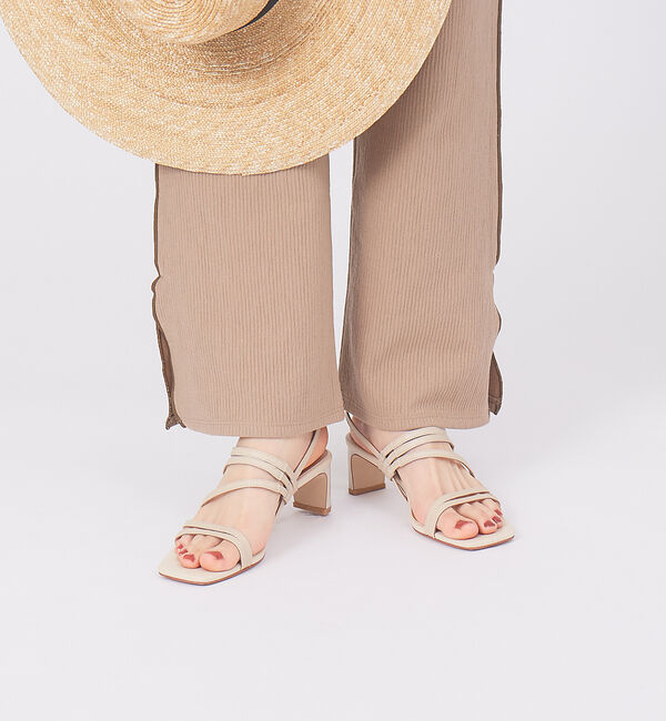 AU BANNISTER「華奢ストラップサンダル」|サンダル|