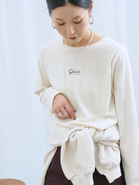 Samansa Mos2 blue「ワンポイント刺繍プルオーバー」|Tシャツ・カットソー|