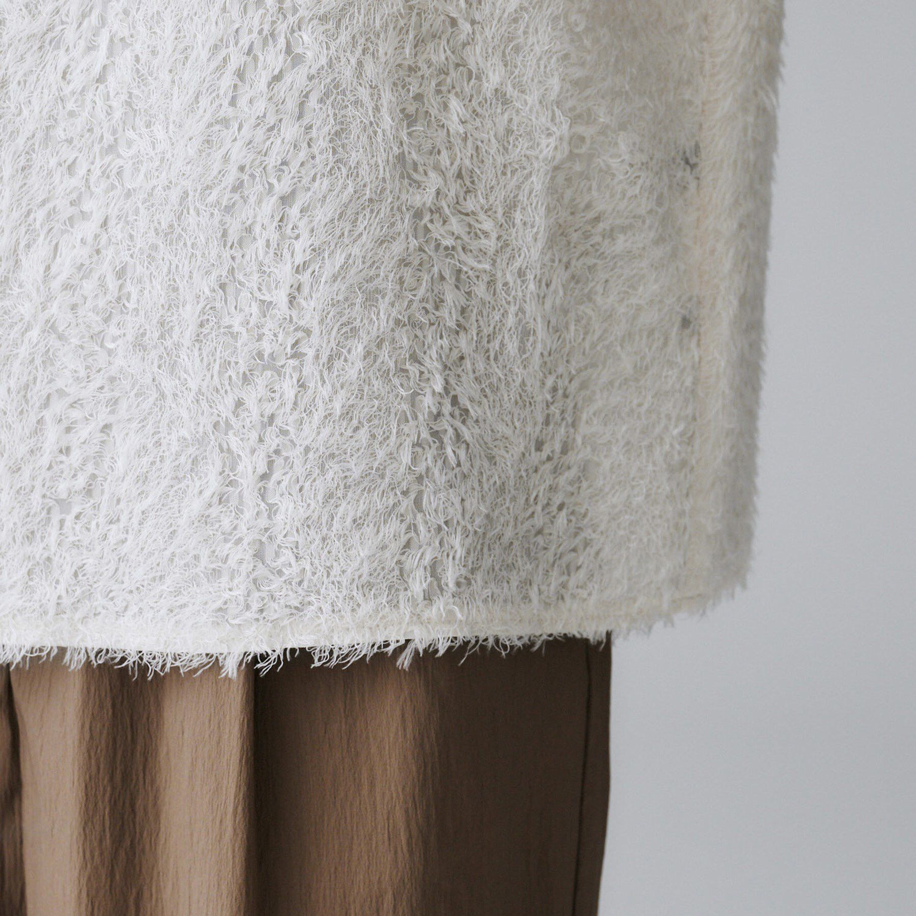 UNTITLED「【セットアップ可/洗える】フェザーフレンチスリーブブラウス」|シャツ・ブラウス|