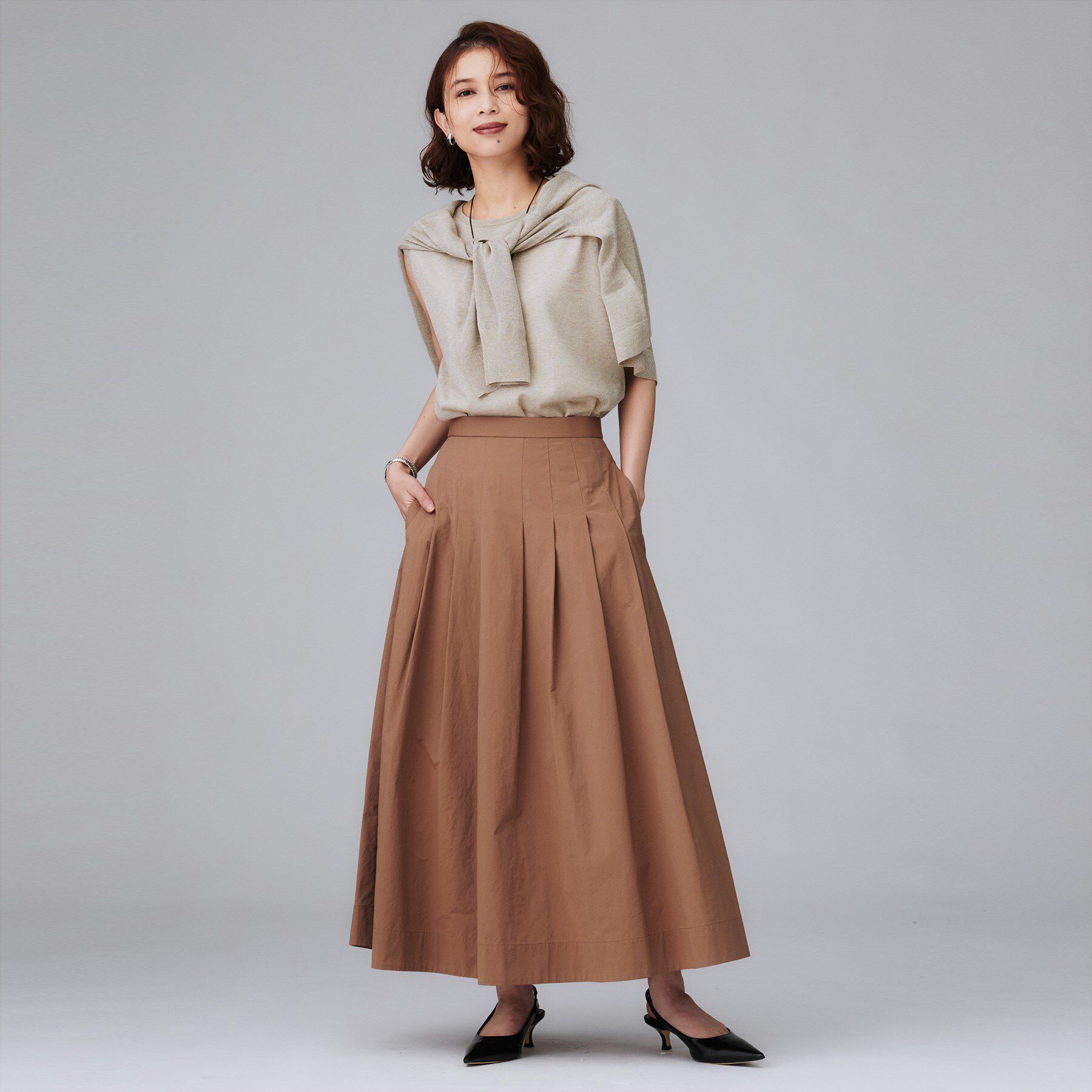 UNTITLED「【アンサンブル可/洗える】シアーノースリーブ プルオーバー」|ニット・セーター|