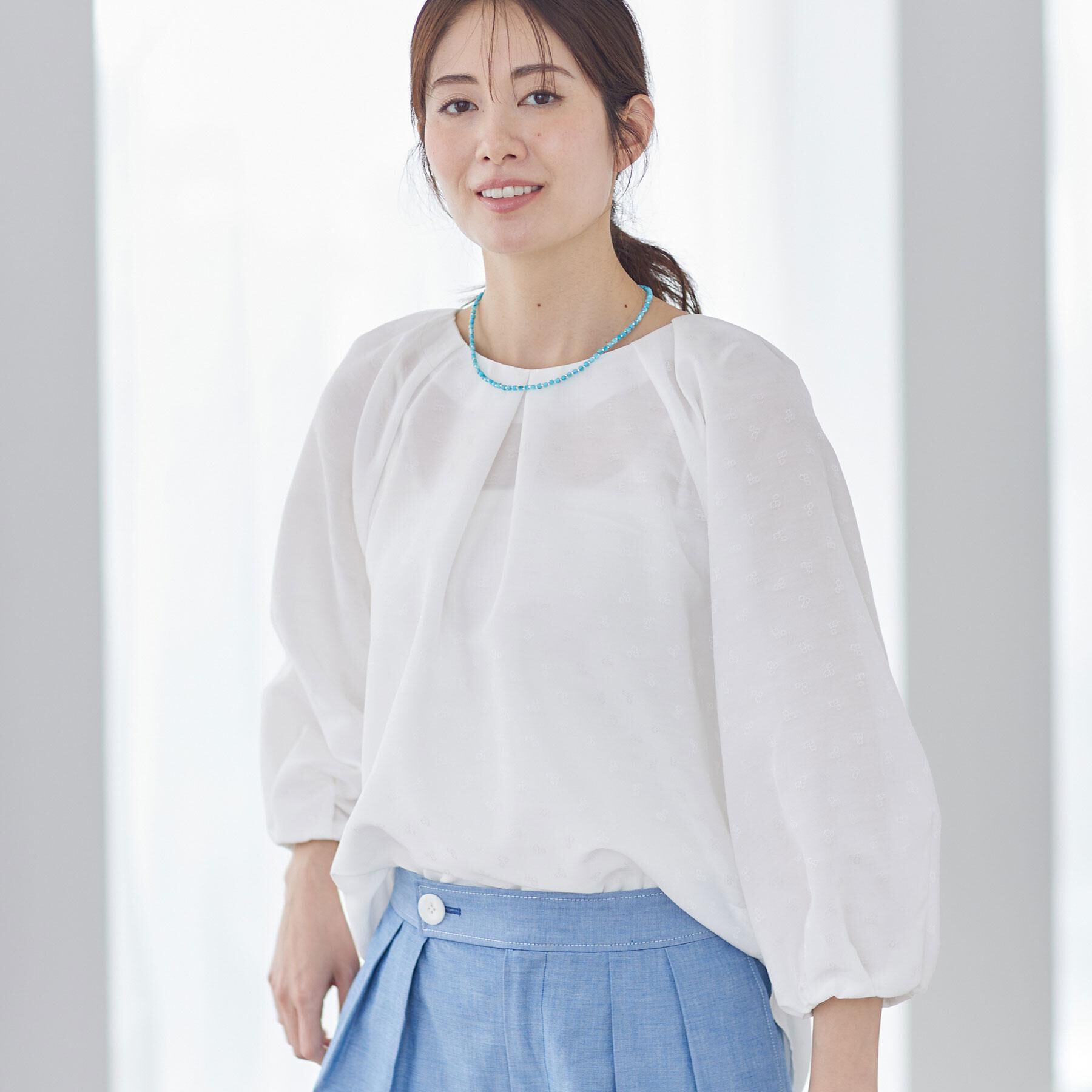 Reflect「ボリュームスリーブサテンジャカードブラウス」|シャツ・ブラウス|ホワイト(401)