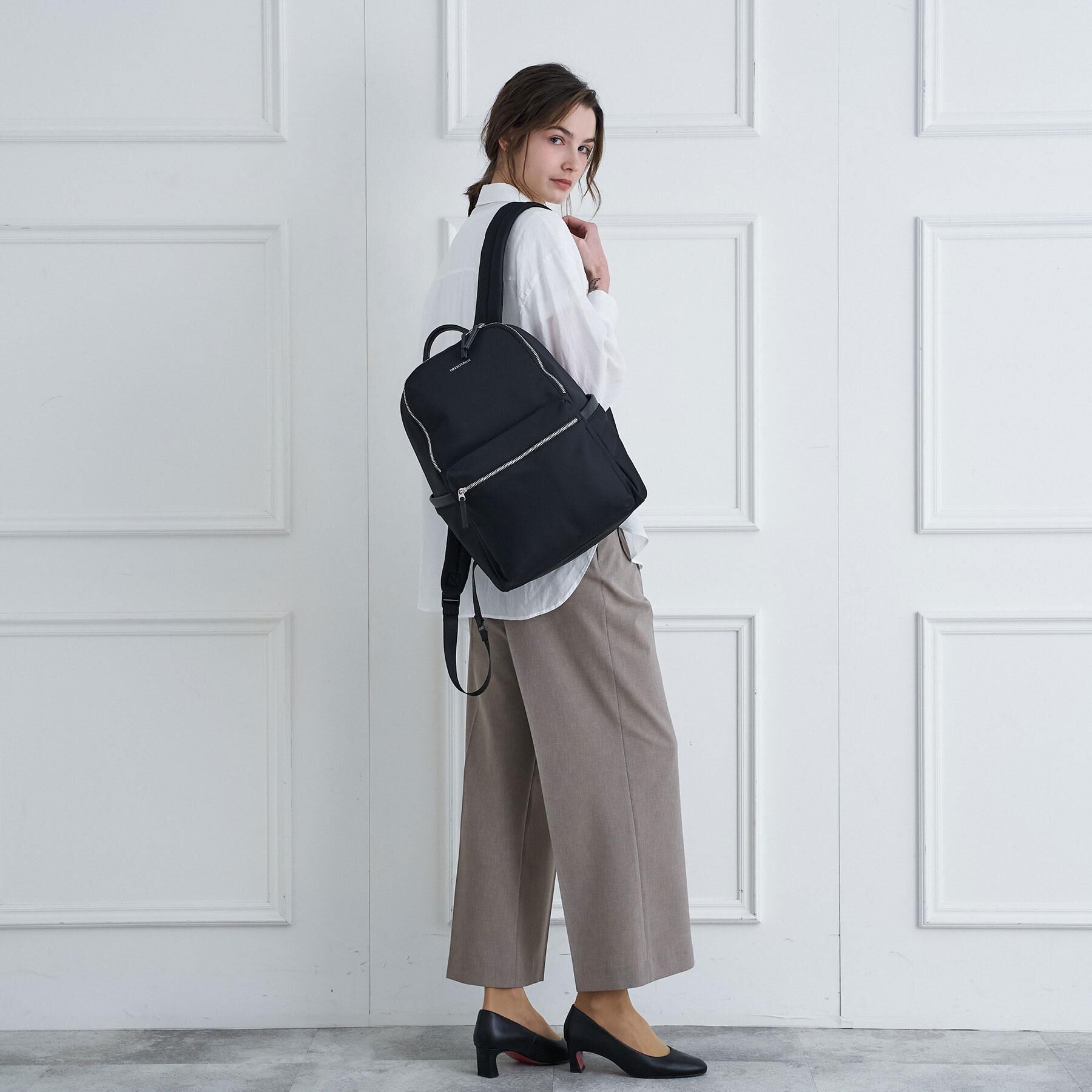 DRESSTERIOR「【荷重軽減】サスペンションマルチポケットリュック」|リュック|