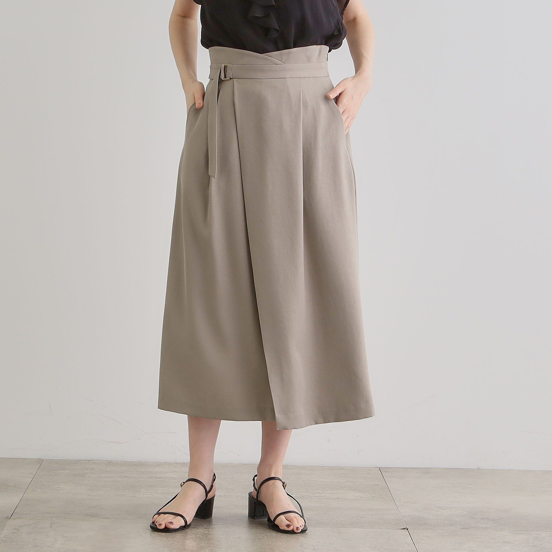 grove「エレガントに着こなすラップ風タックスカート」|スカート|トープ(054)