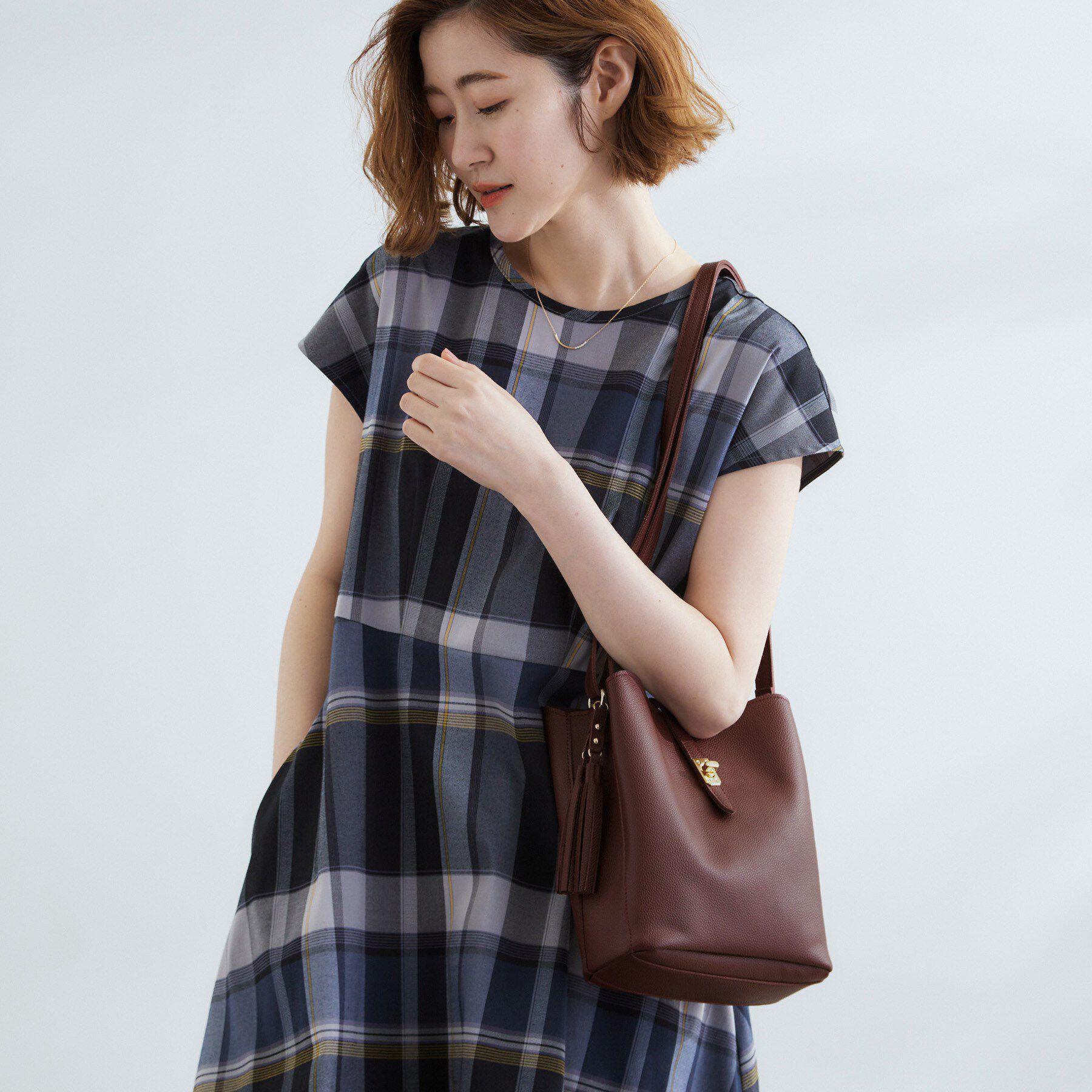 grove「人間工学ベルトタッセル縦型ショルダー」|ショルダー・メッセンジャー|ボルドー(064)