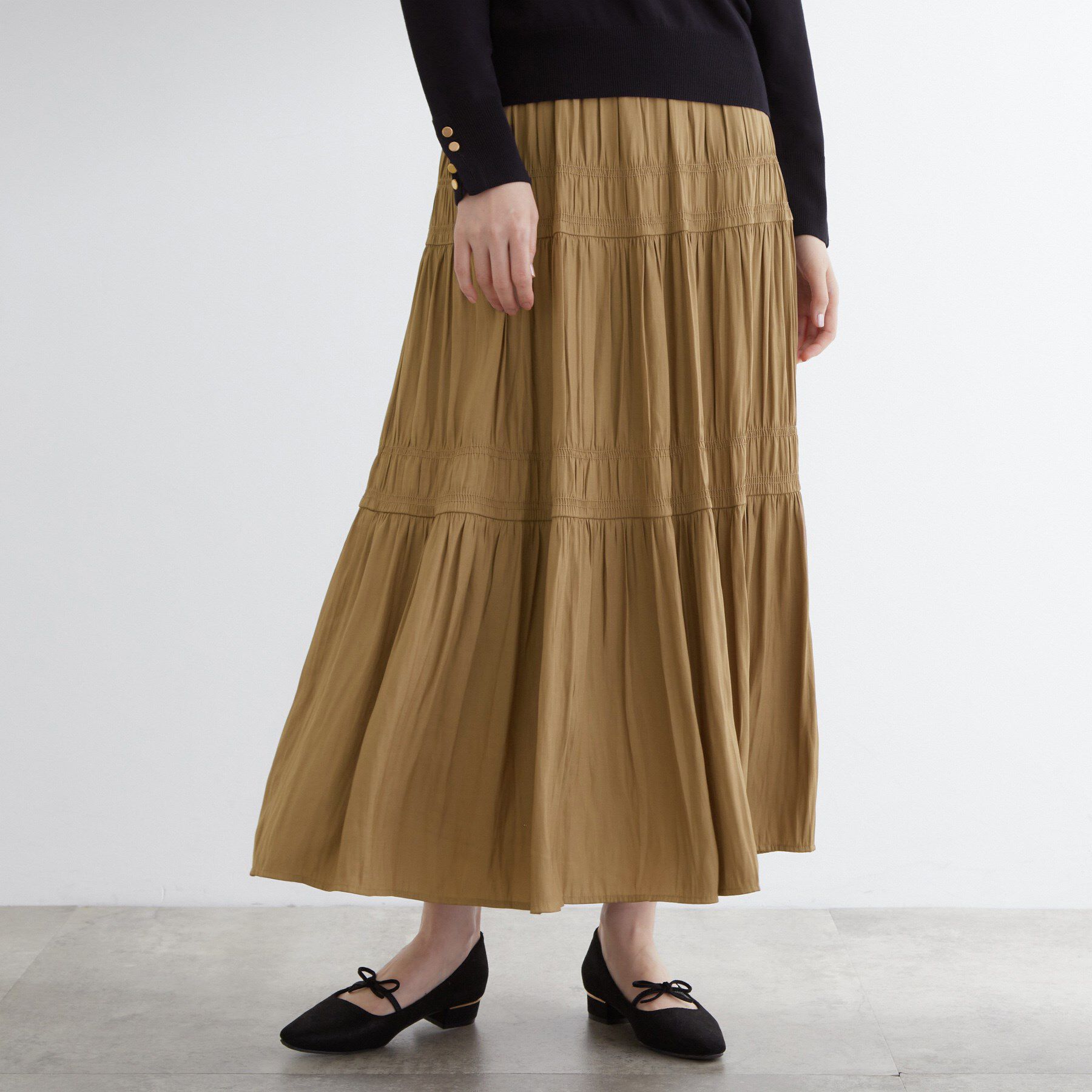 grove「軽やかに体型カバーも叶う　シャーリングティアードスカート」|スカート|