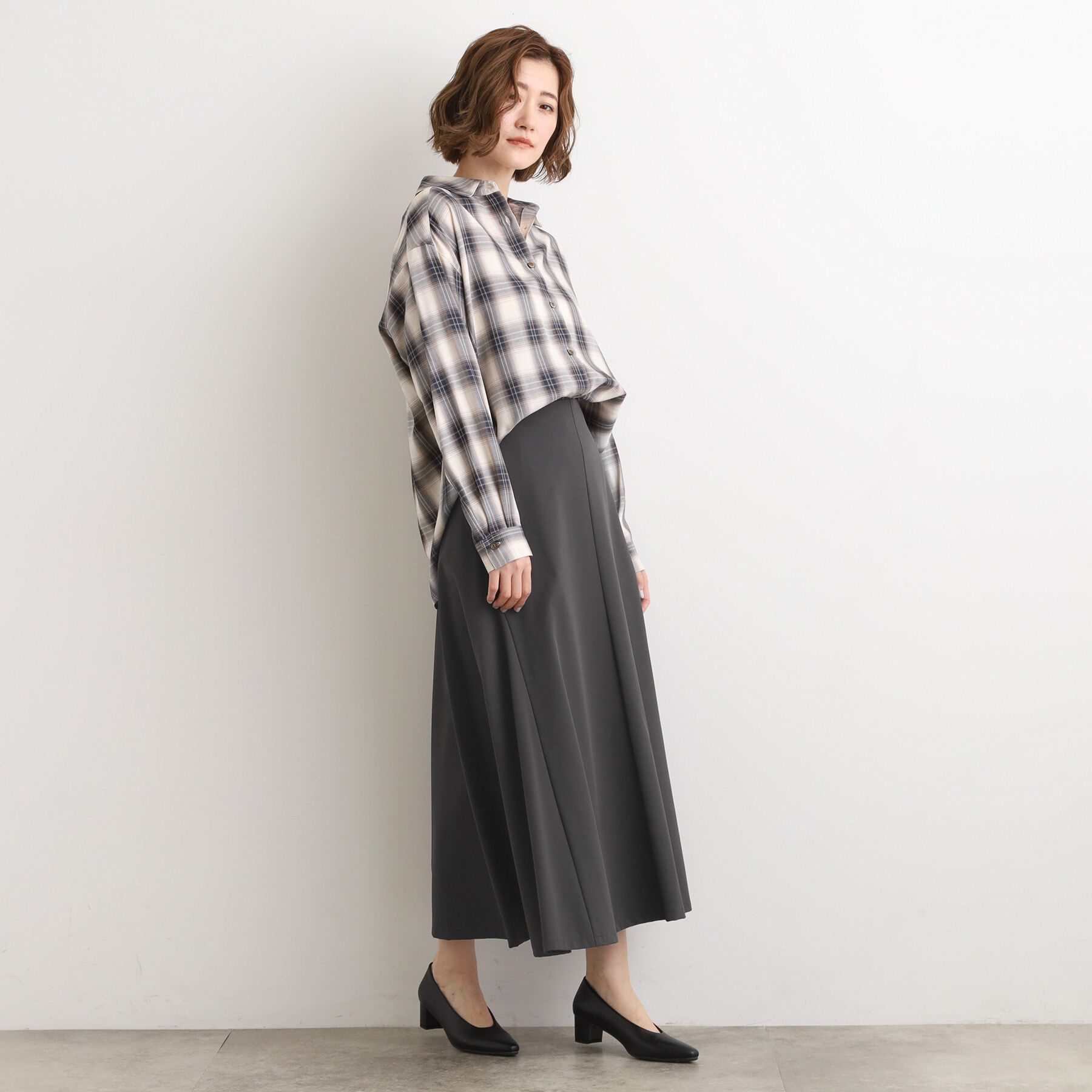 grove「もっちりナイロンストレッチトラペーズスカート」|スカート|
