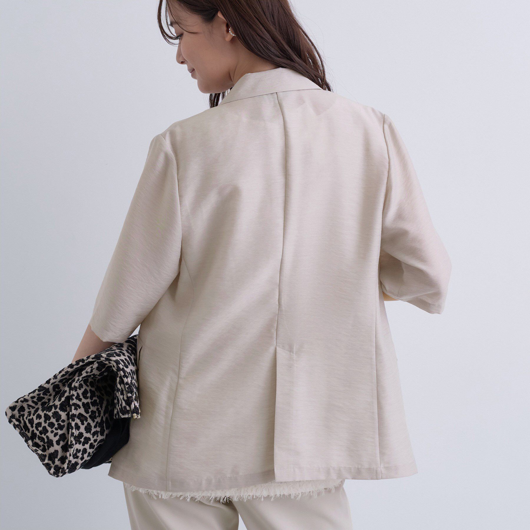 INDIVI「ライトダブルジャケット」|テーラードジャケット|