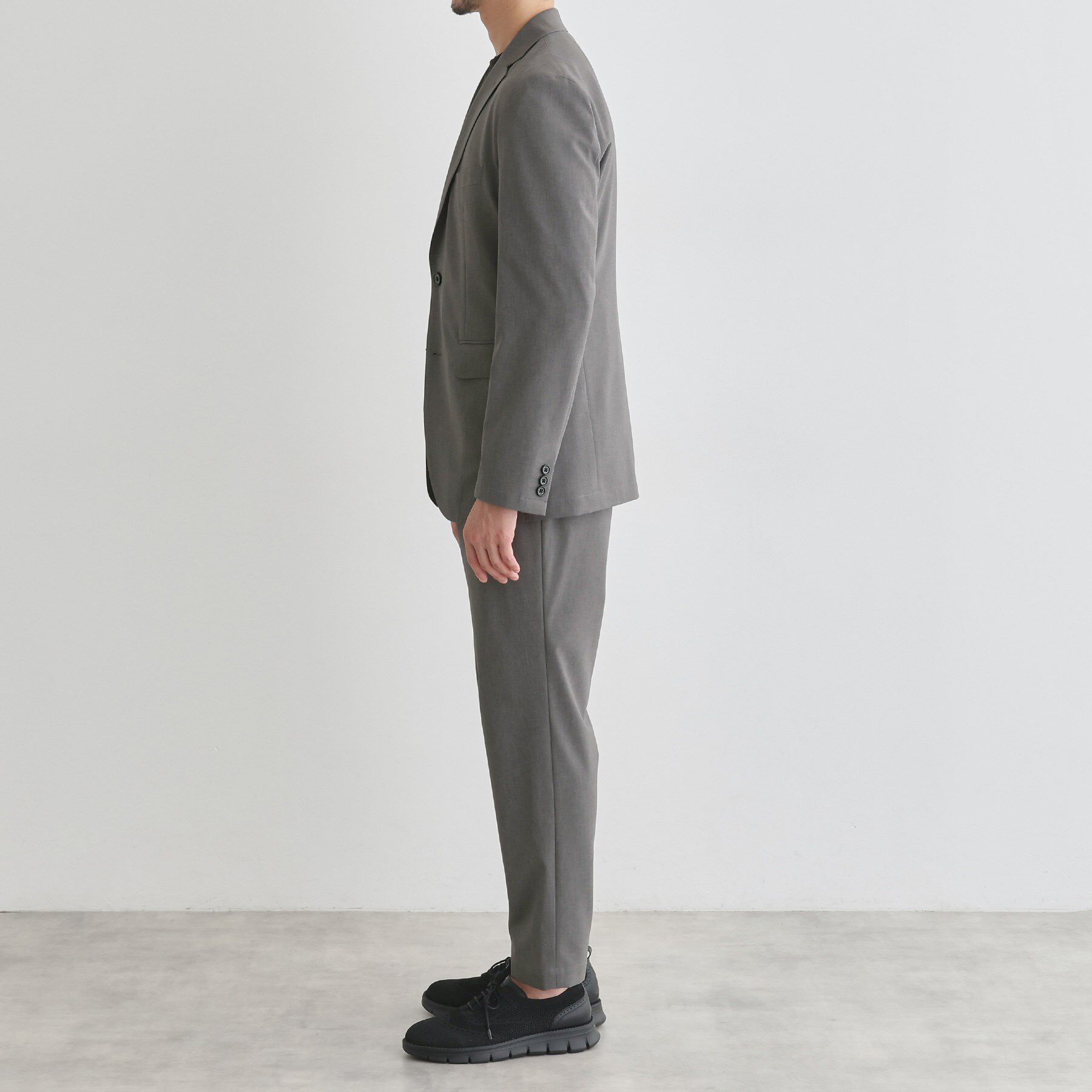 TAKEO KIKUCHI「【LIMITED】吸水速乾セットアップ／背抜きジャケット＆イージーパンツ」|スーツ|