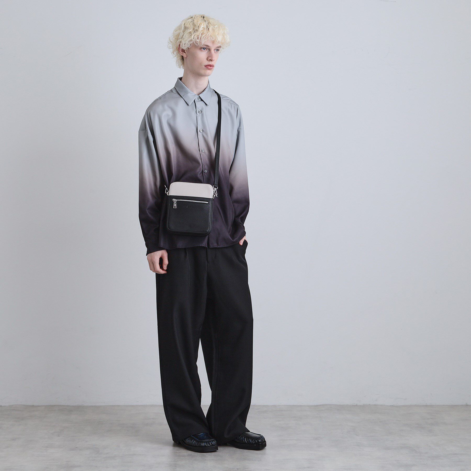 tk.TAKEO KIKUCHI「バイカラースクエアショルダーバッグ」|ショルダー・メッセンジャー|