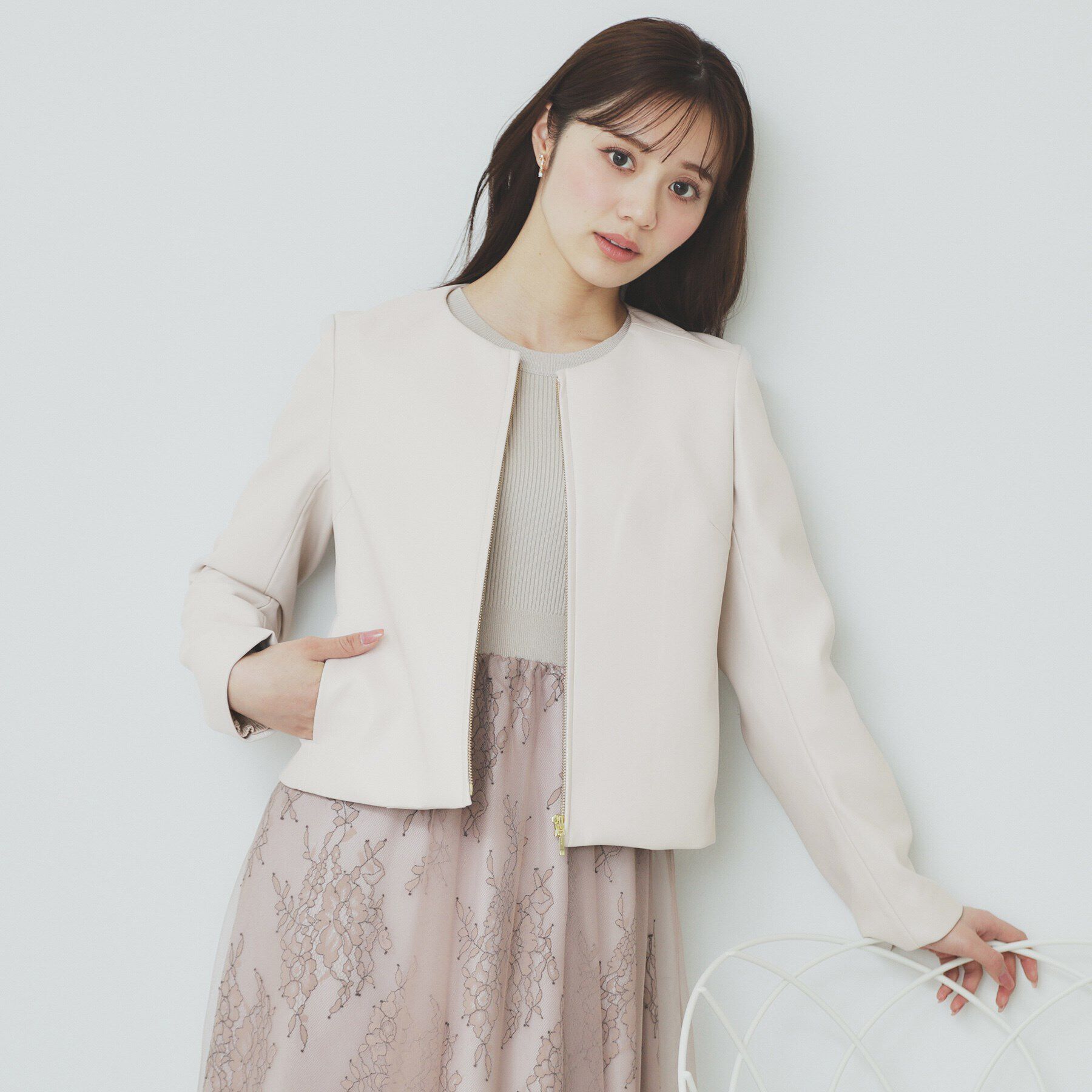 index「シンセティックレザーブルゾン【洗える/ストレッチ】」|ブルゾン・スタジャン|グレージュ(050)