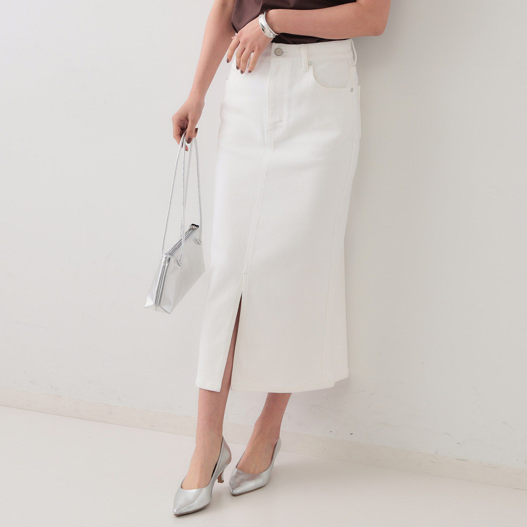 OPAQUE.CLIP「デニムナロースカート【洗濯機洗い可】」|スカート|ホワイト(001)